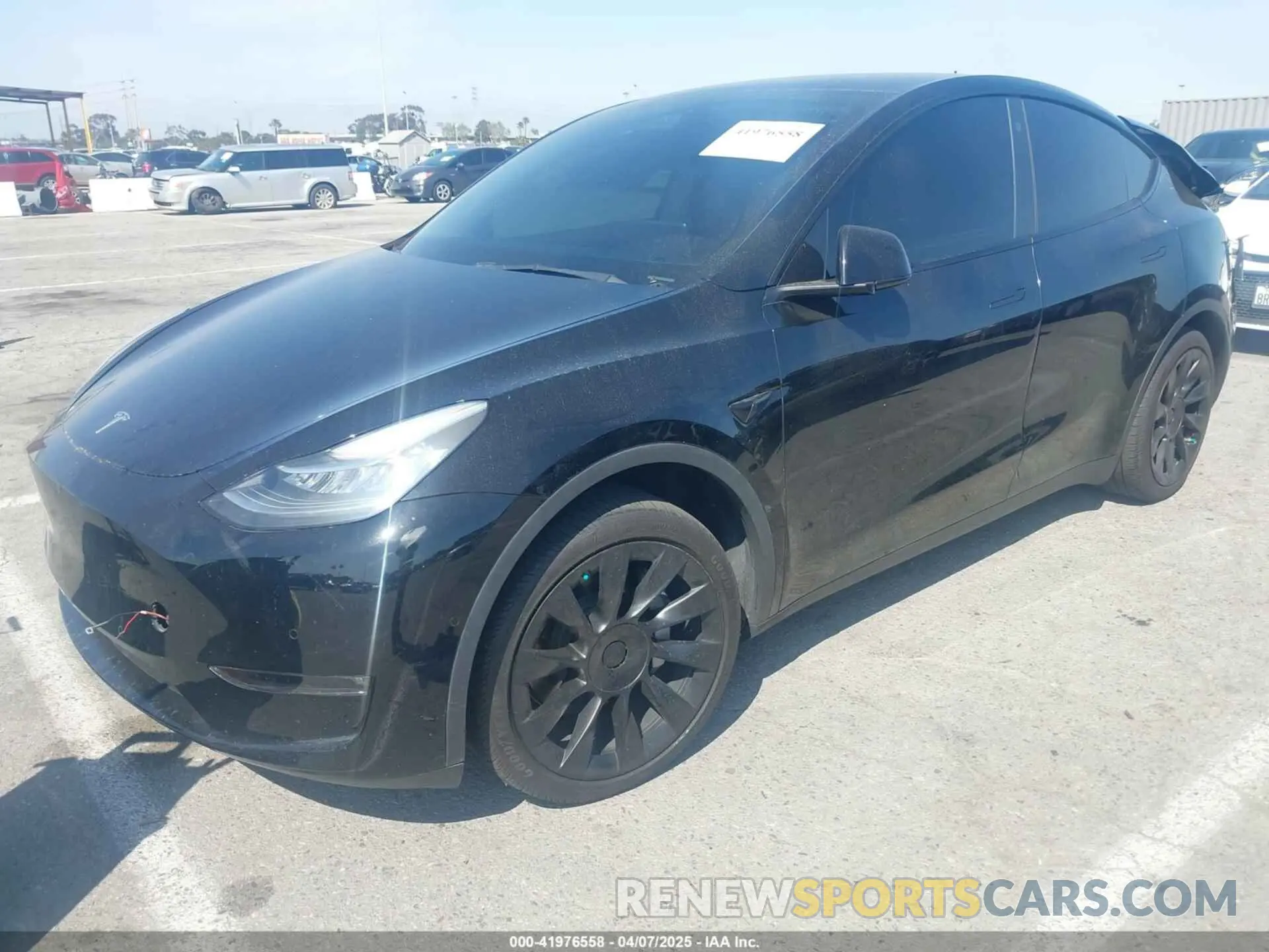 2 Photograph of a damaged car 5YJYGDEE0MF219252 TESLA MODEL Y 2021