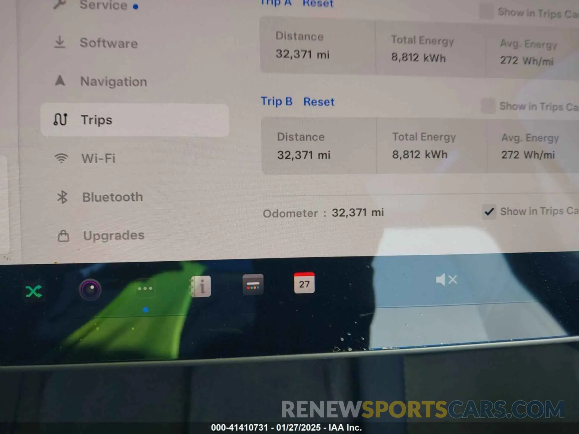 14 Photograph of a damaged car 5YJYGDEE0MF228744 TESLA MODEL Y 2021