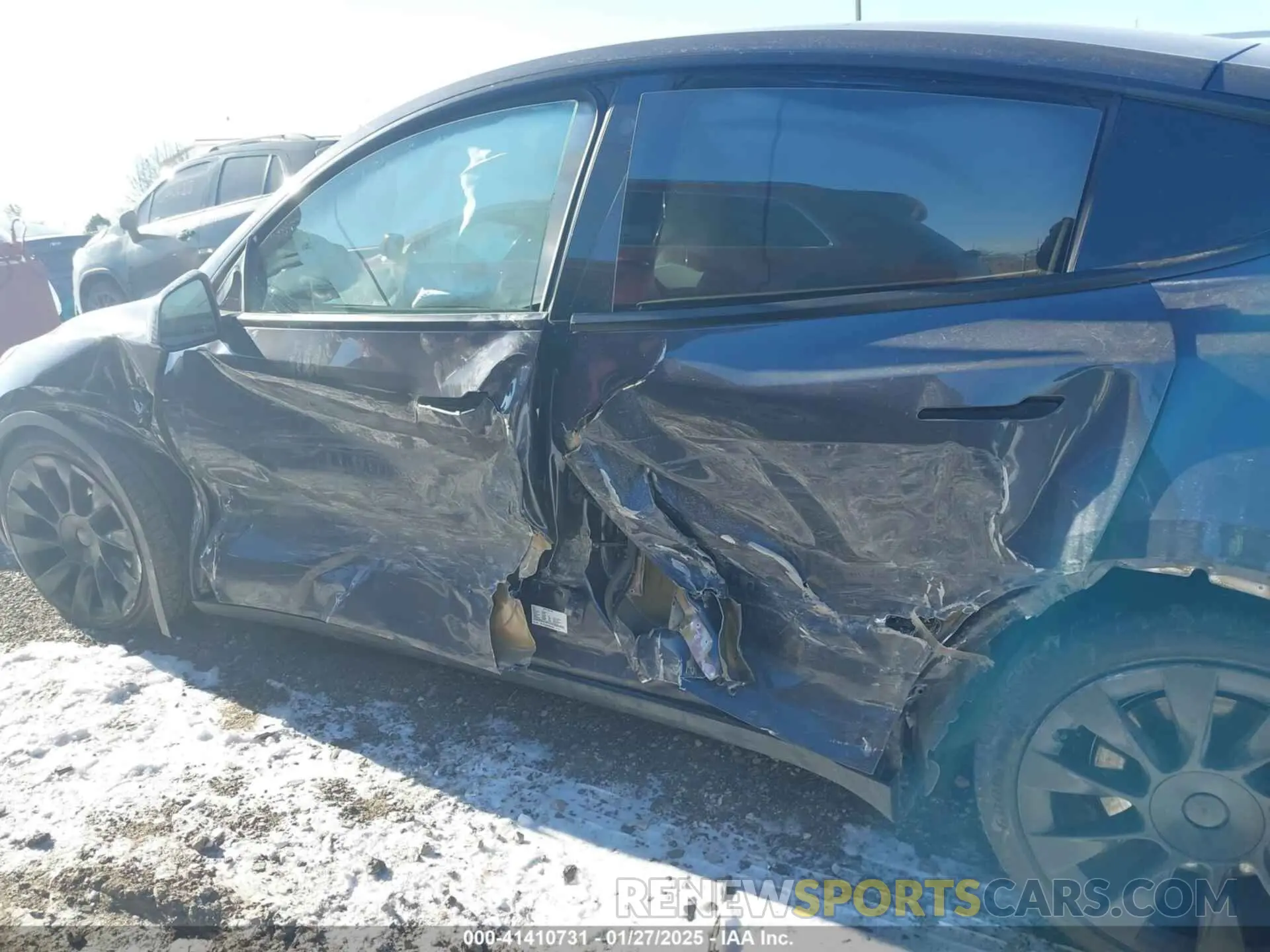 6 Photograph of a damaged car 5YJYGDEE0MF228744 TESLA MODEL Y 2021
