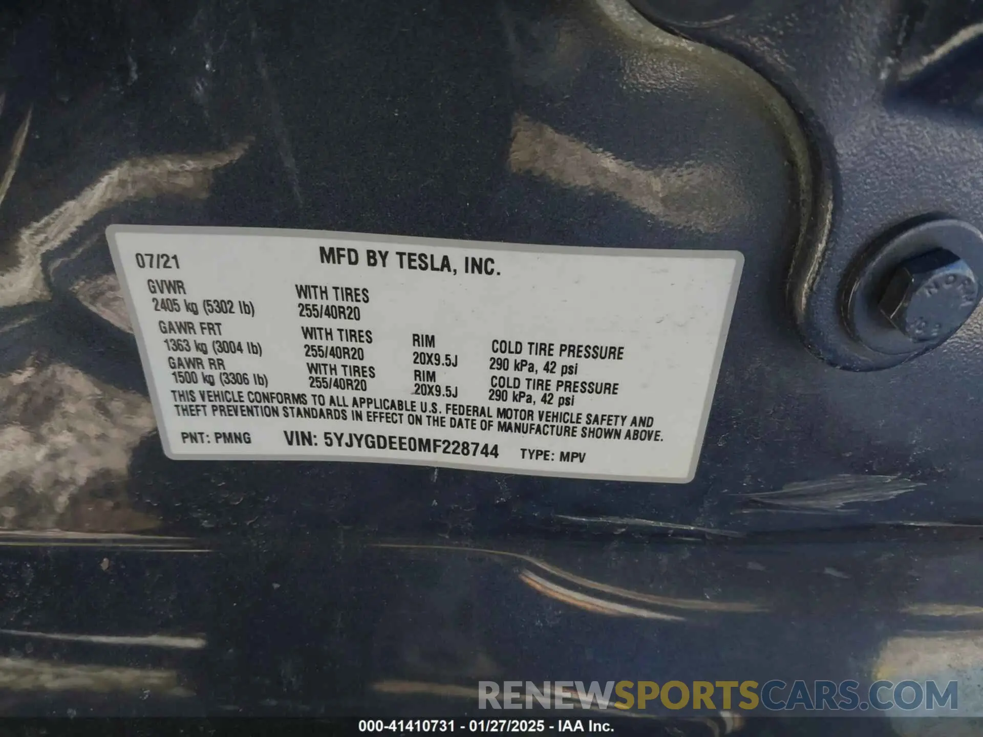 9 Photograph of a damaged car 5YJYGDEE0MF228744 TESLA MODEL Y 2021