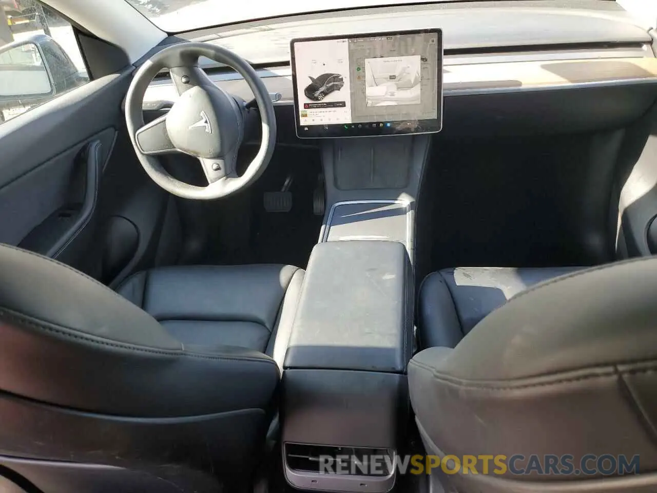 8 Photograph of a damaged car 5YJYGDEE0MF264367 TESLA MODEL Y 2021