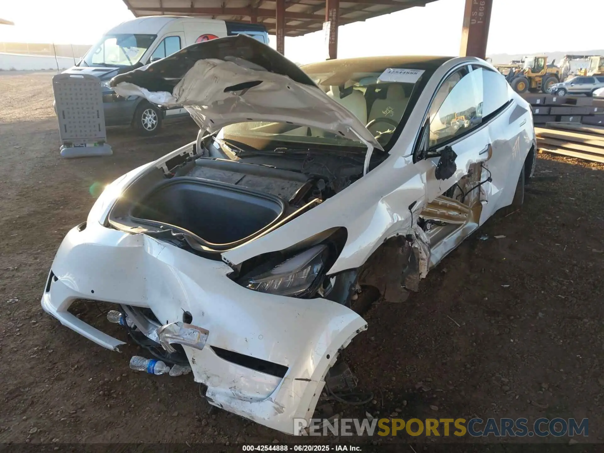 2 Photograph of a damaged car 5YJYGDEE0MF264790 TESLA MODEL Y 2021