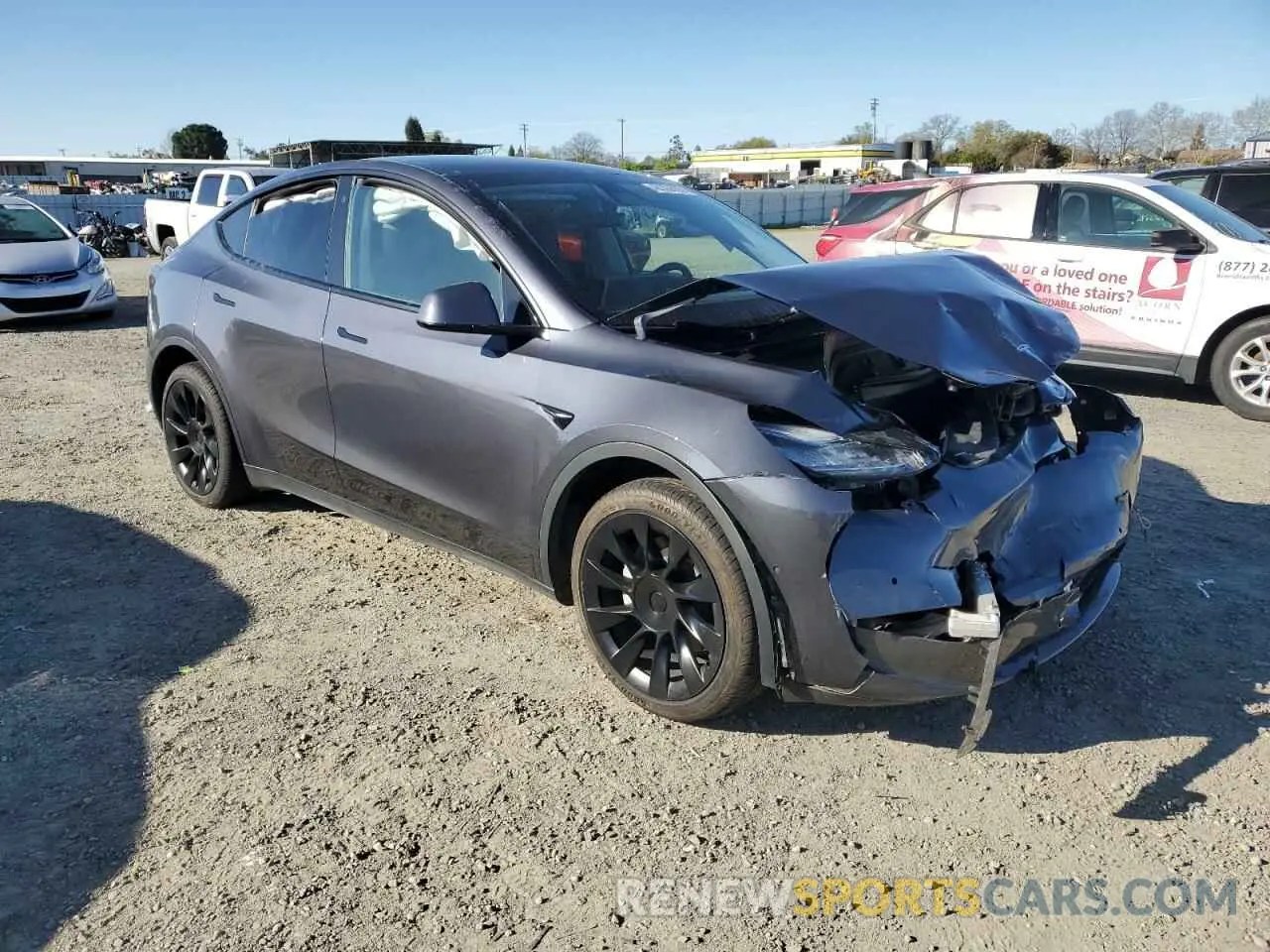 4 Photograph of a damaged car 5YJYGDEE0MF274042 TESLA MODEL Y 2021