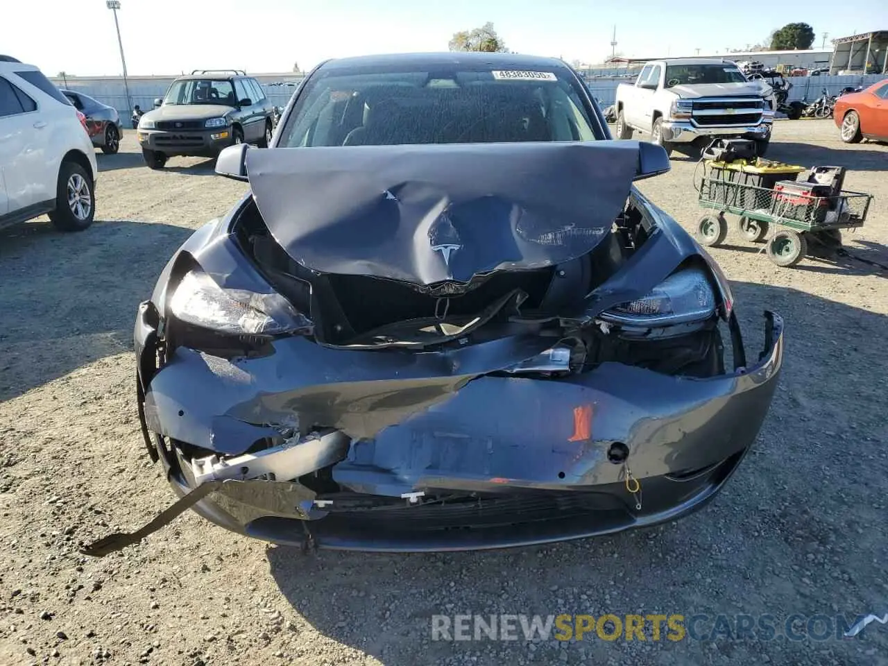 5 Photograph of a damaged car 5YJYGDEE0MF274042 TESLA MODEL Y 2021