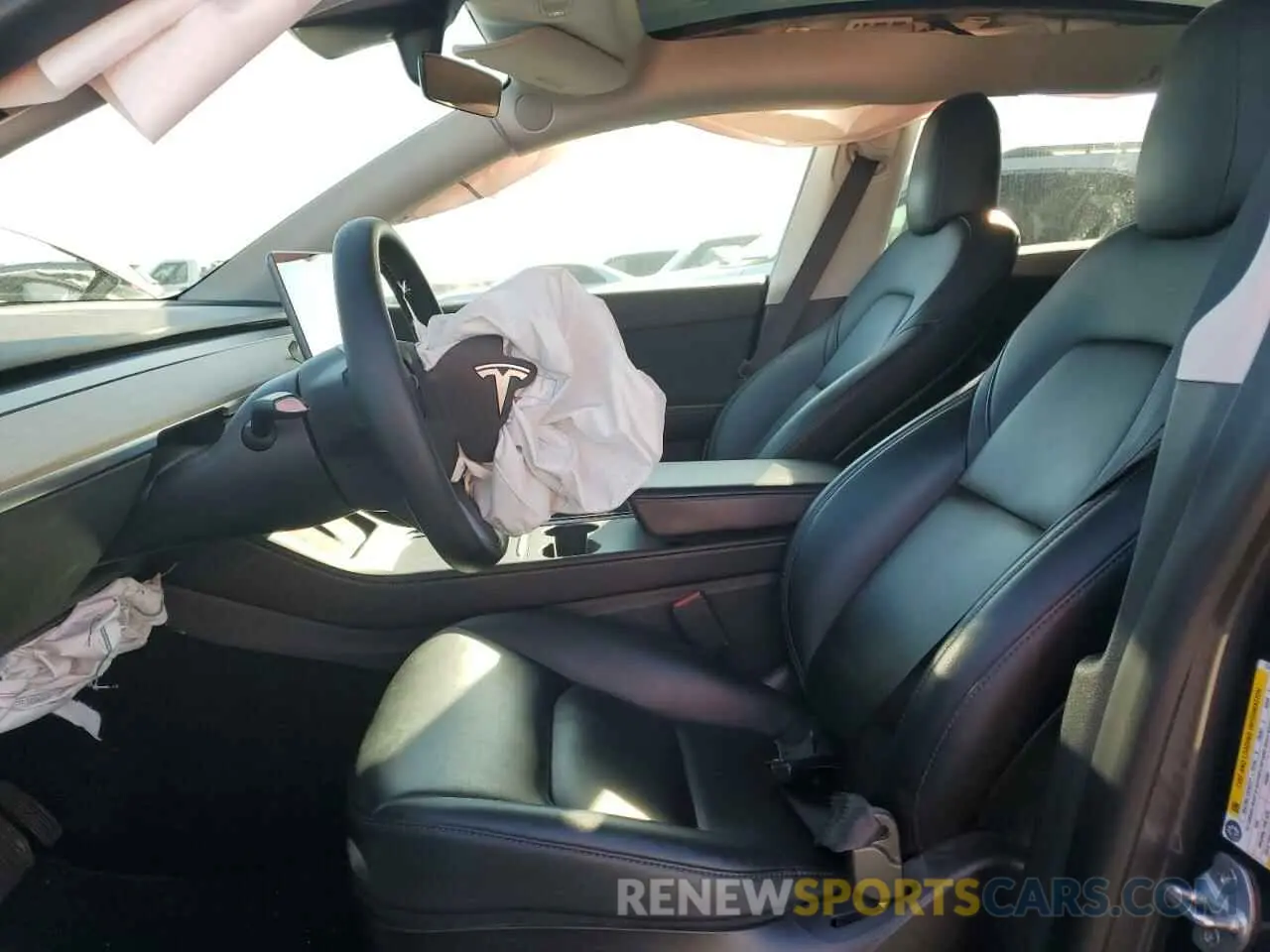 7 Photograph of a damaged car 5YJYGDEE0MF274042 TESLA MODEL Y 2021