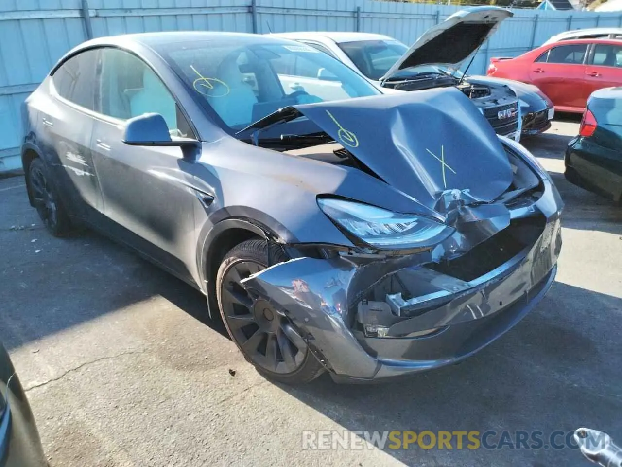 1 Photograph of a damaged car 5YJYGDEE0MF281167 TESLA MODEL Y 2021