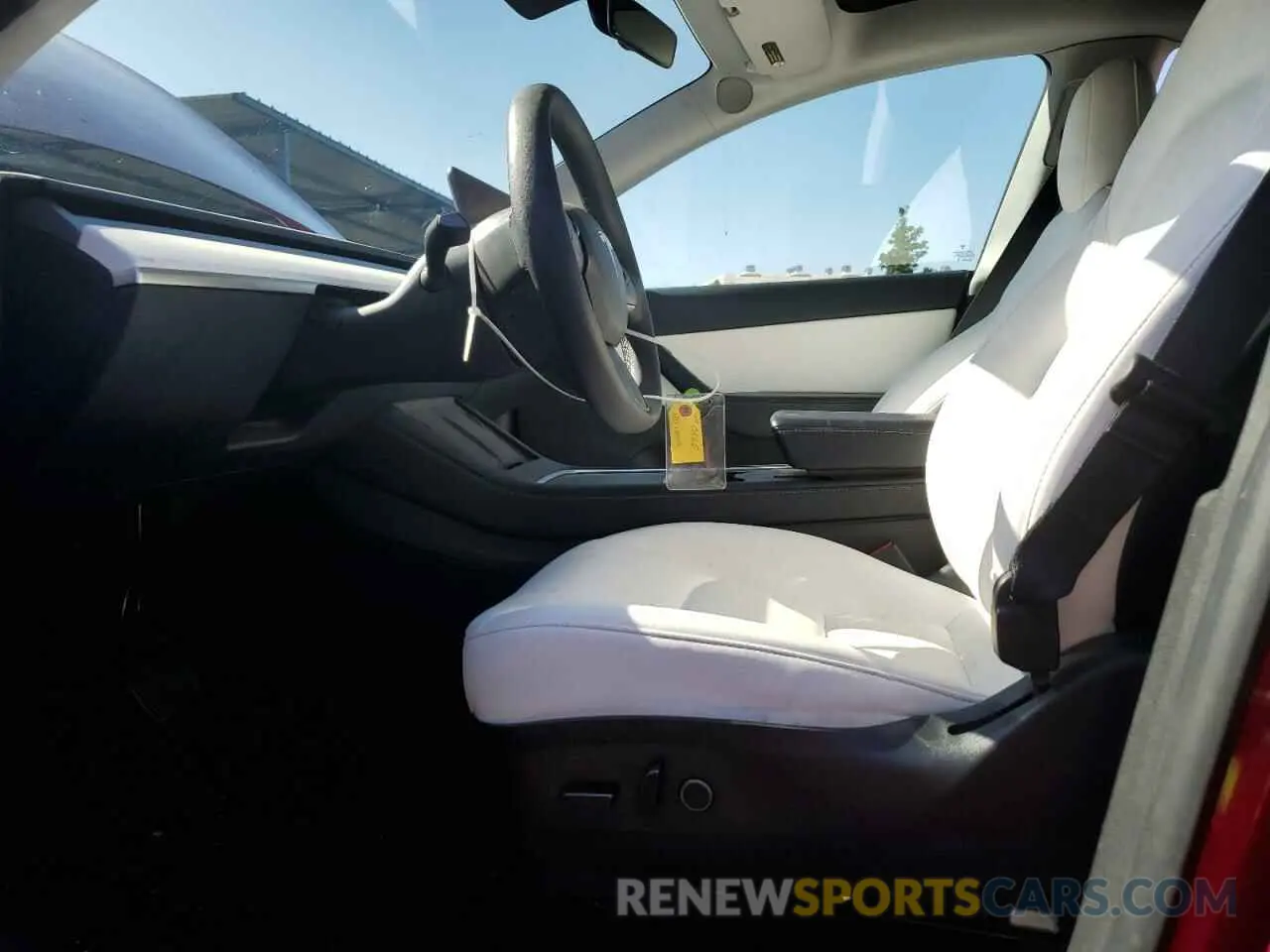 7 Photograph of a damaged car 5YJYGDEE0MF282559 TESLA MODEL Y 2021