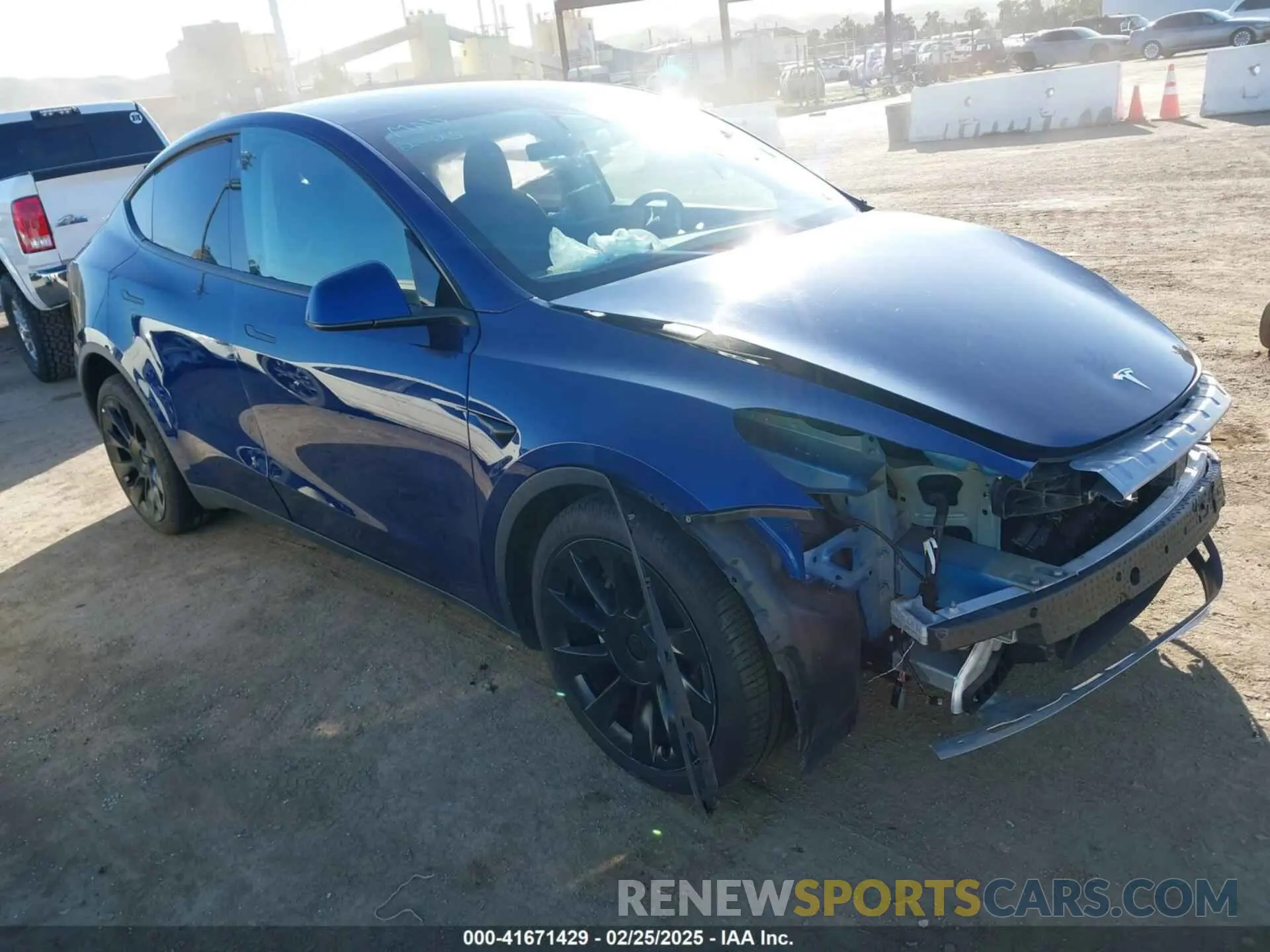 1 Photograph of a damaged car 5YJYGDEE1MF070740 TESLA MODEL Y 2021