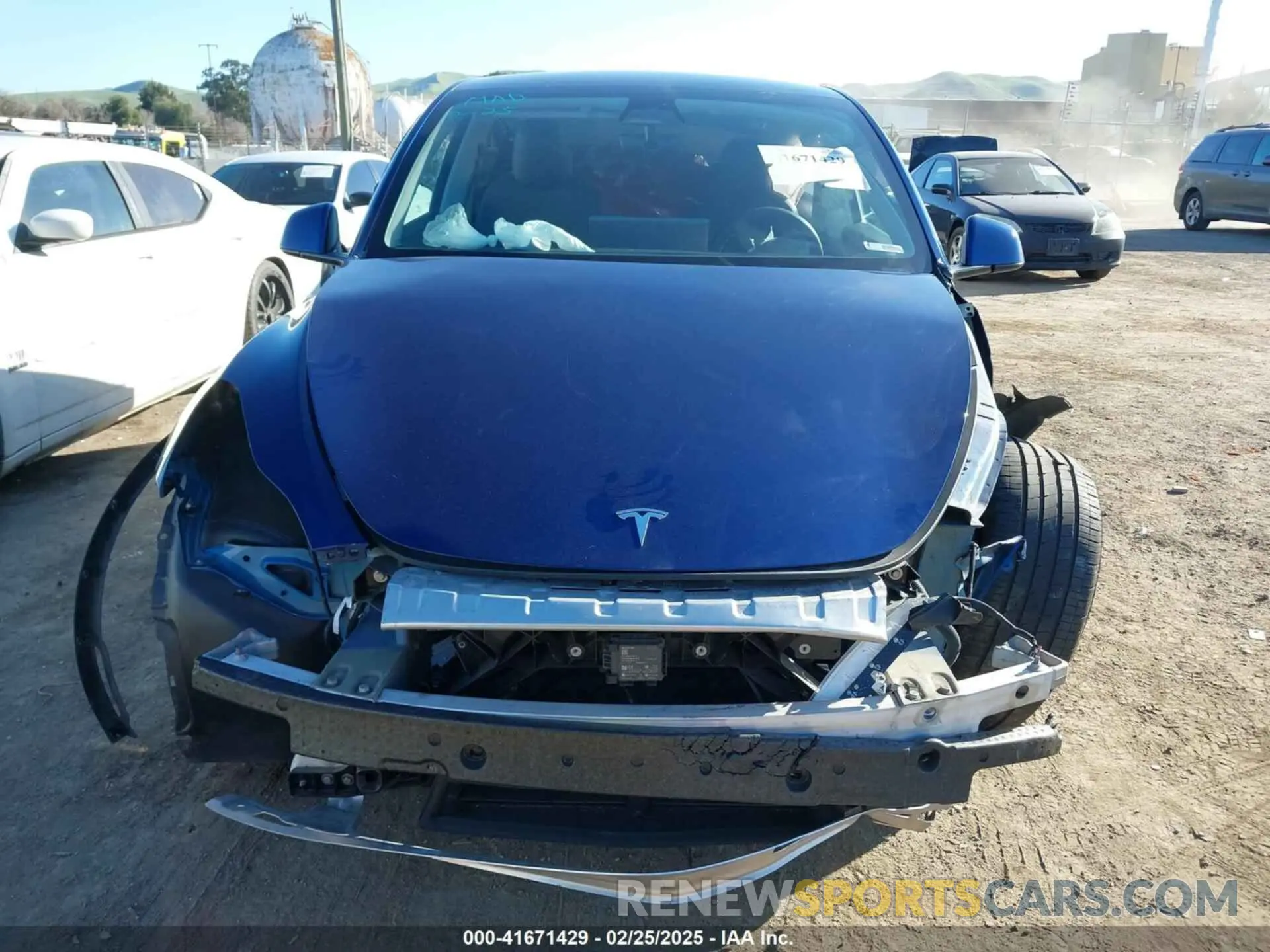 12 Photograph of a damaged car 5YJYGDEE1MF070740 TESLA MODEL Y 2021
