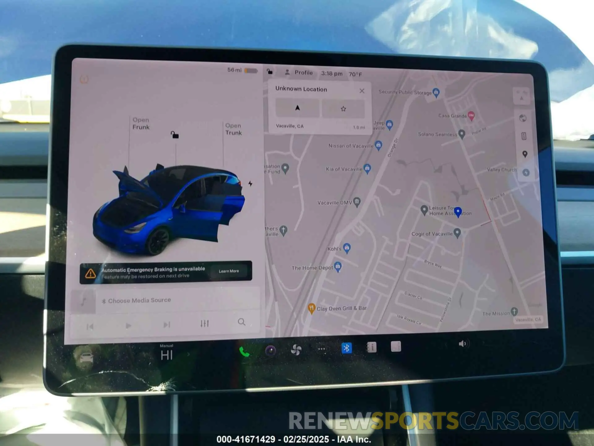 18 Photograph of a damaged car 5YJYGDEE1MF070740 TESLA MODEL Y 2021