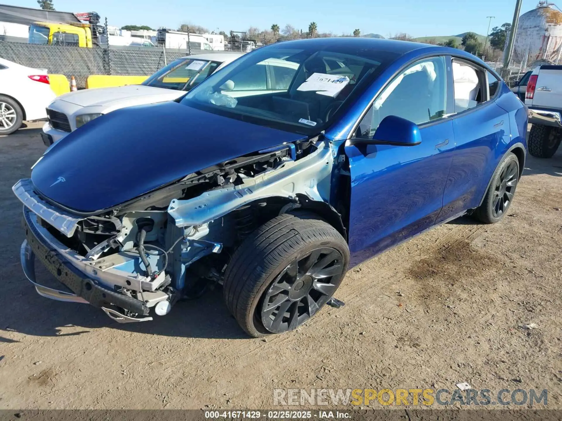 2 Photograph of a damaged car 5YJYGDEE1MF070740 TESLA MODEL Y 2021