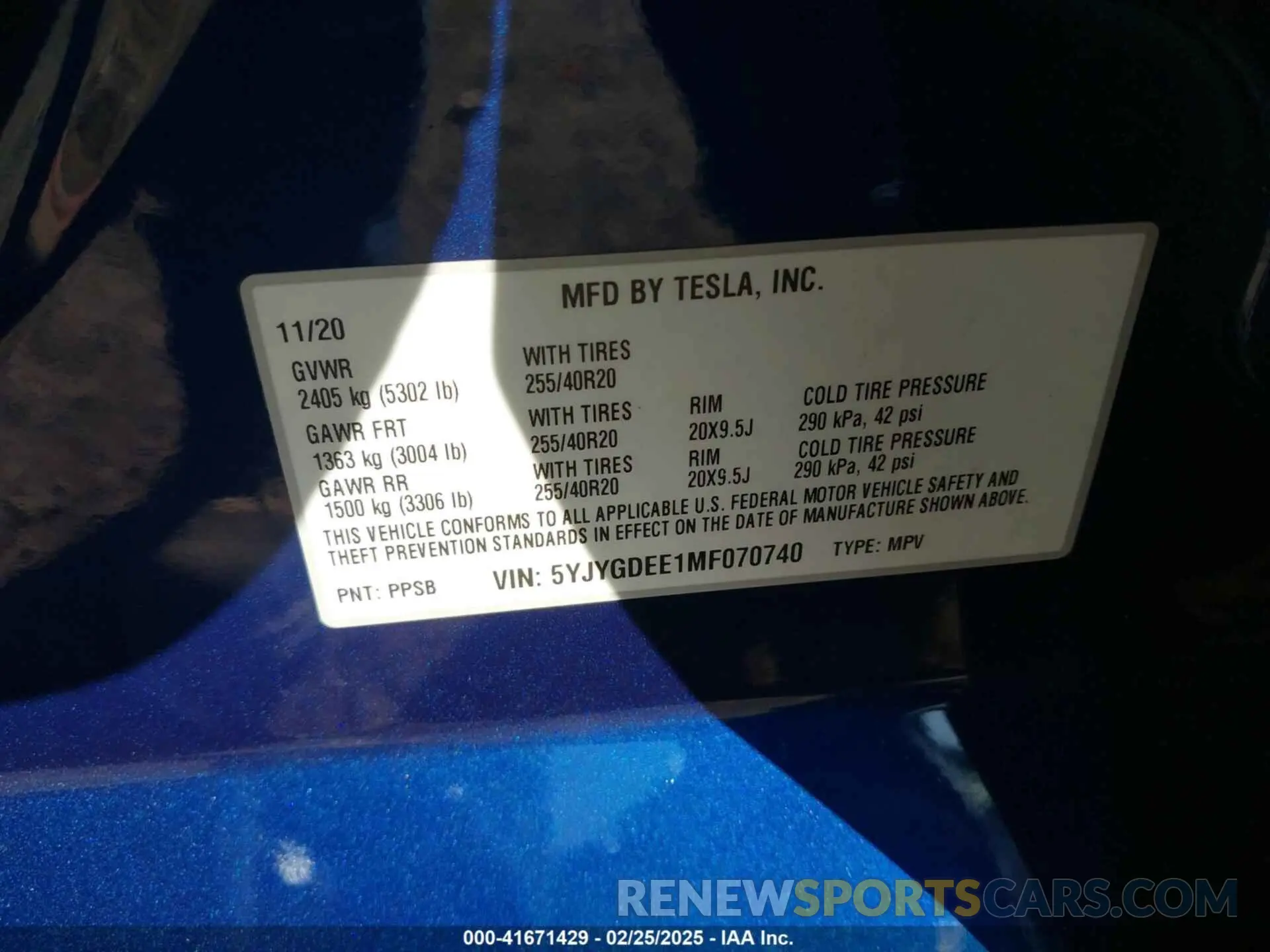 9 Photograph of a damaged car 5YJYGDEE1MF070740 TESLA MODEL Y 2021