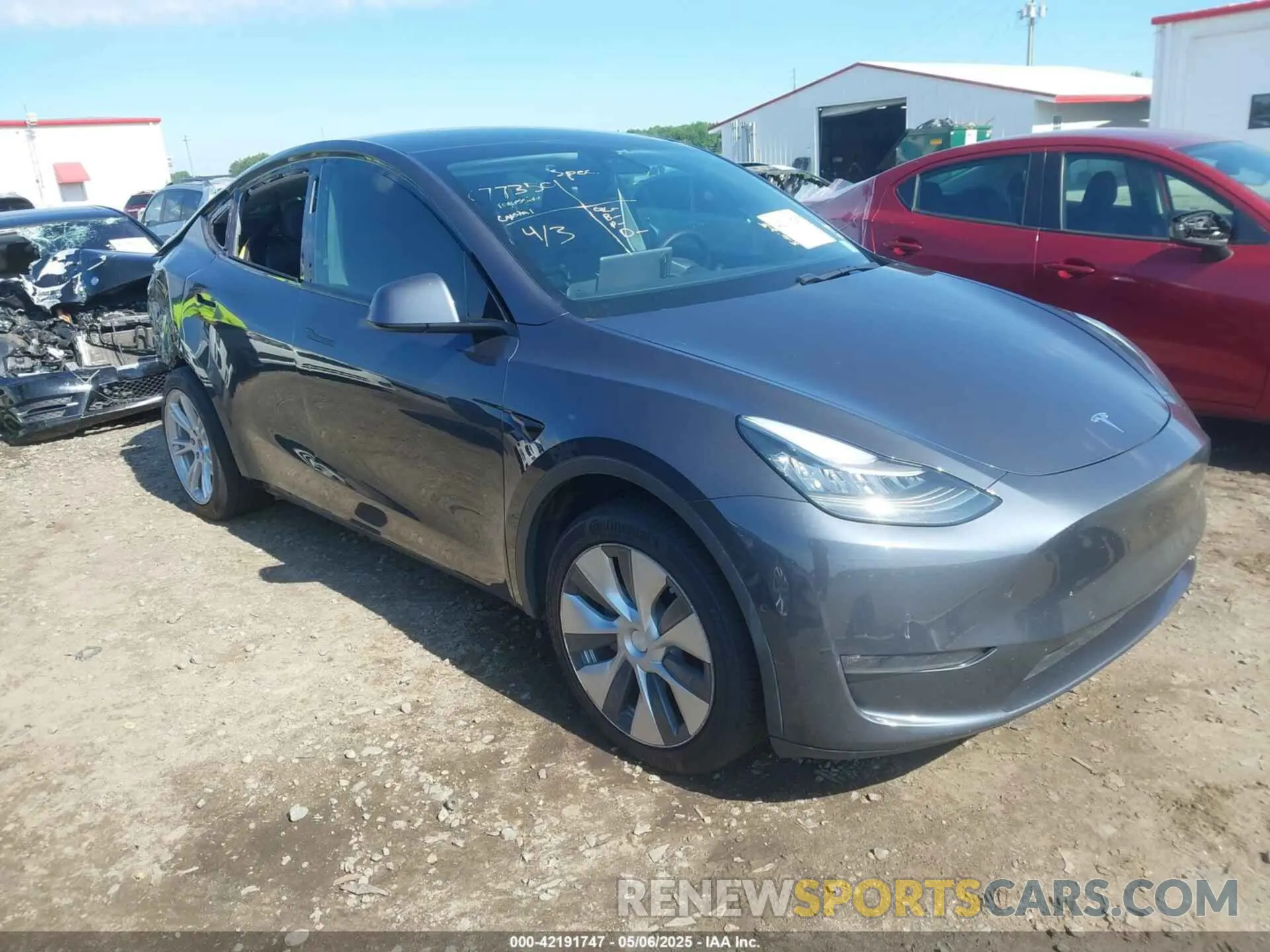 1 Фотография поврежденного автомобиля 5YJYGDEE1MF077350 TESLA MODEL Y 2021