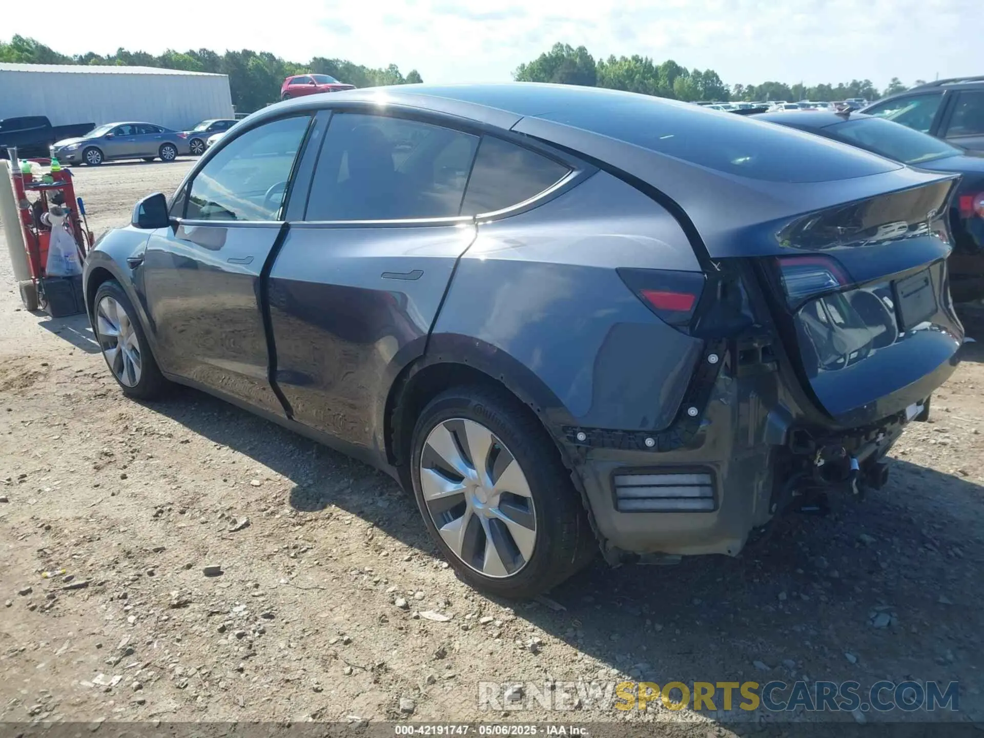 3 Фотография поврежденного автомобиля 5YJYGDEE1MF077350 TESLA MODEL Y 2021