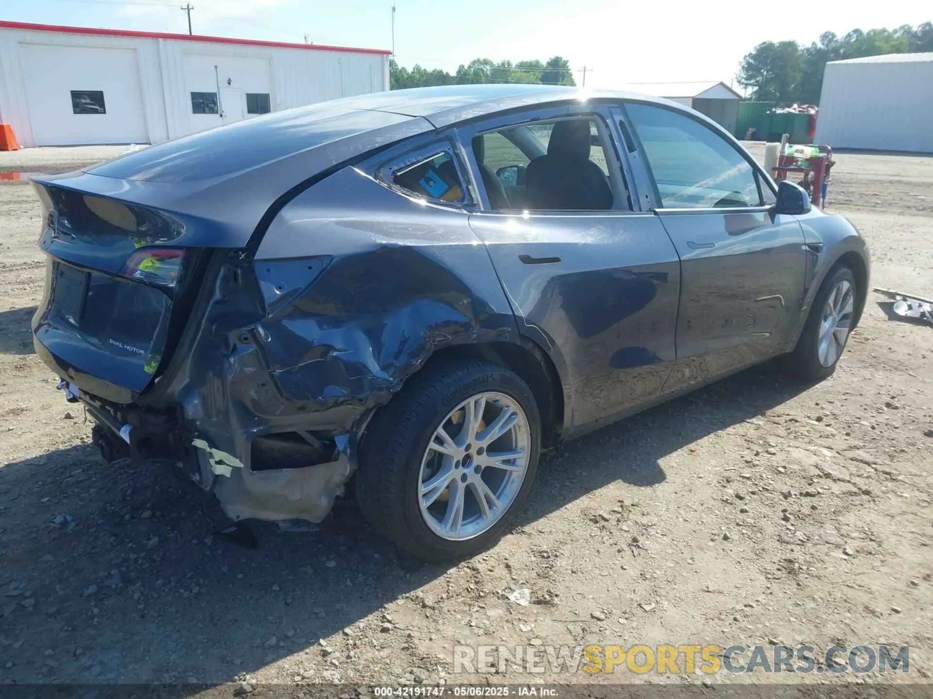 4 Фотография поврежденного автомобиля 5YJYGDEE1MF077350 TESLA MODEL Y 2021