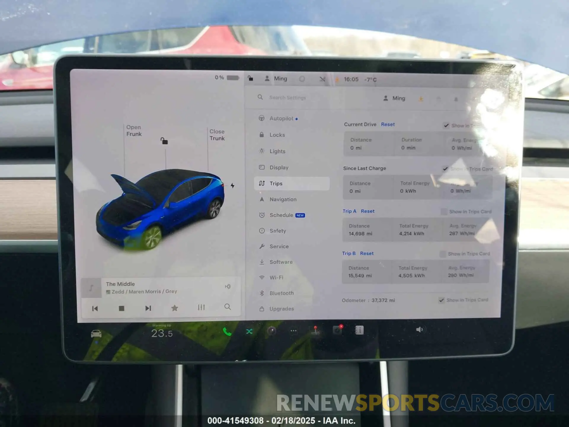 16 Photograph of a damaged car 5YJYGDEE1MF083780 TESLA MODEL Y 2021