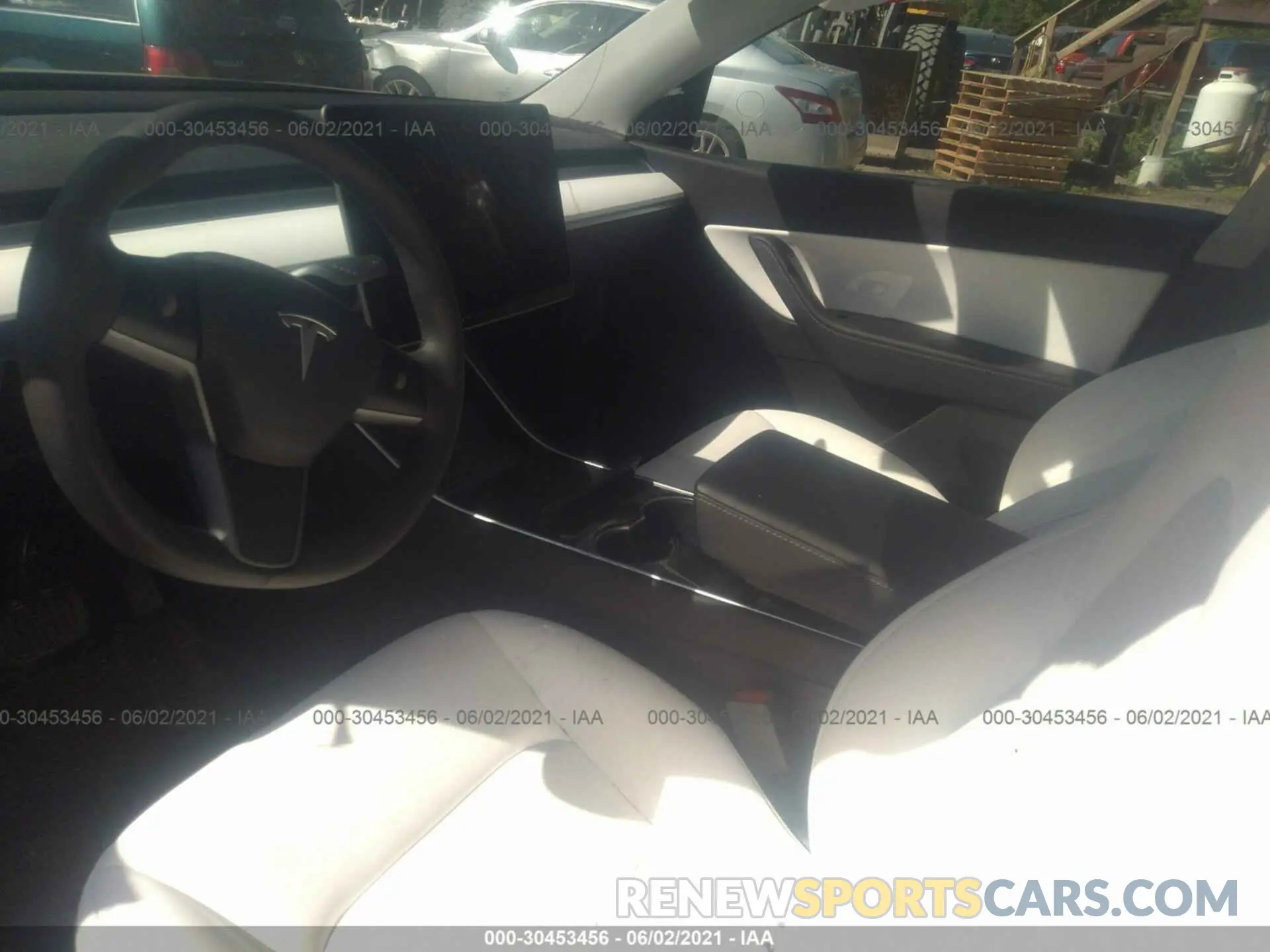 5 Photograph of a damaged car 5YJYGDEE1MF085299 TESLA MODEL Y 2021