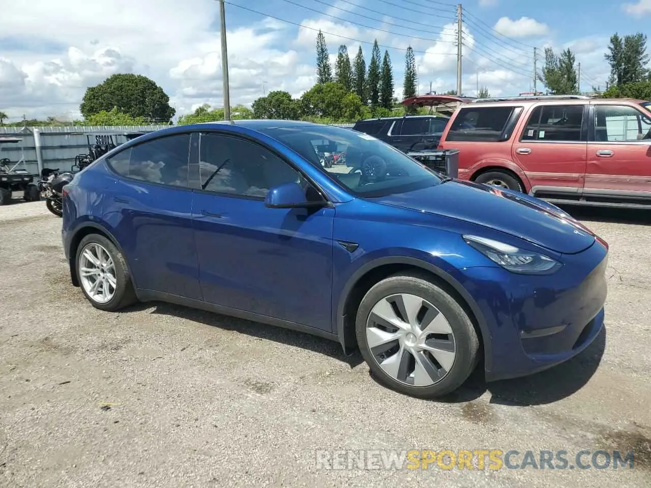 4 Фотография поврежденного автомобиля 5YJYGDEE1MF114171 TESLA MODEL Y 2021