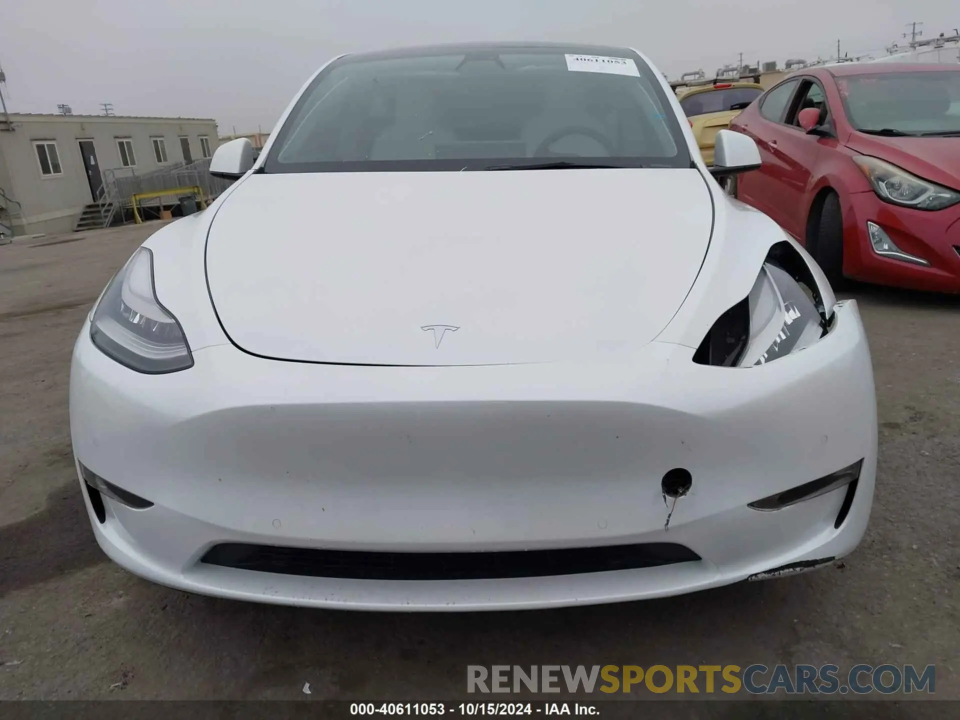 11 Photograph of a damaged car 5YJYGDEE1MF118060 TESLA MODEL Y 2021