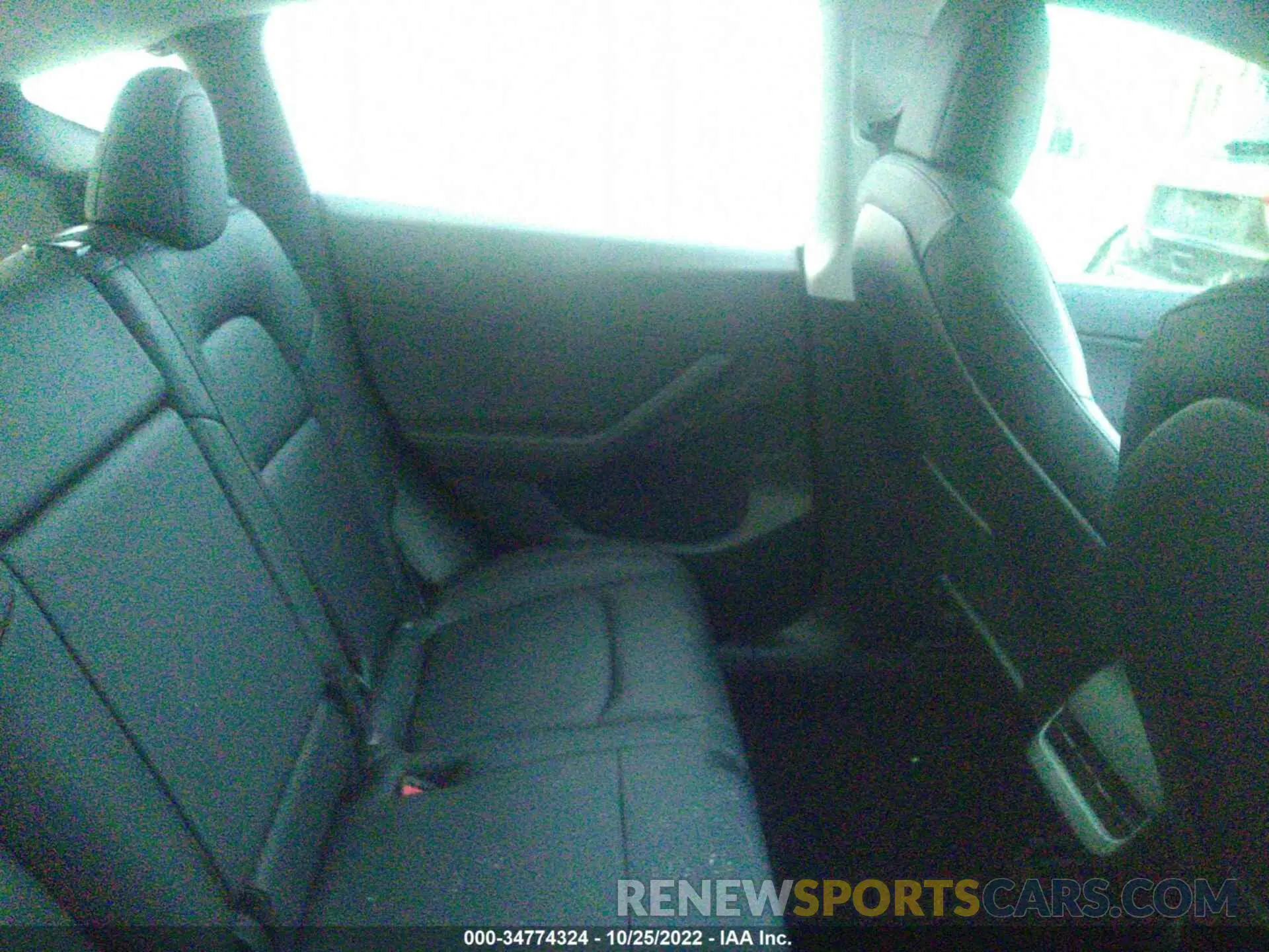8 Photograph of a damaged car 5YJYGDEE1MF125557 TESLA MODEL Y 2021