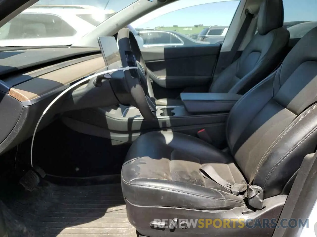 7 Photograph of a damaged car 5YJYGDEE1MF131536 TESLA MODEL Y 2021