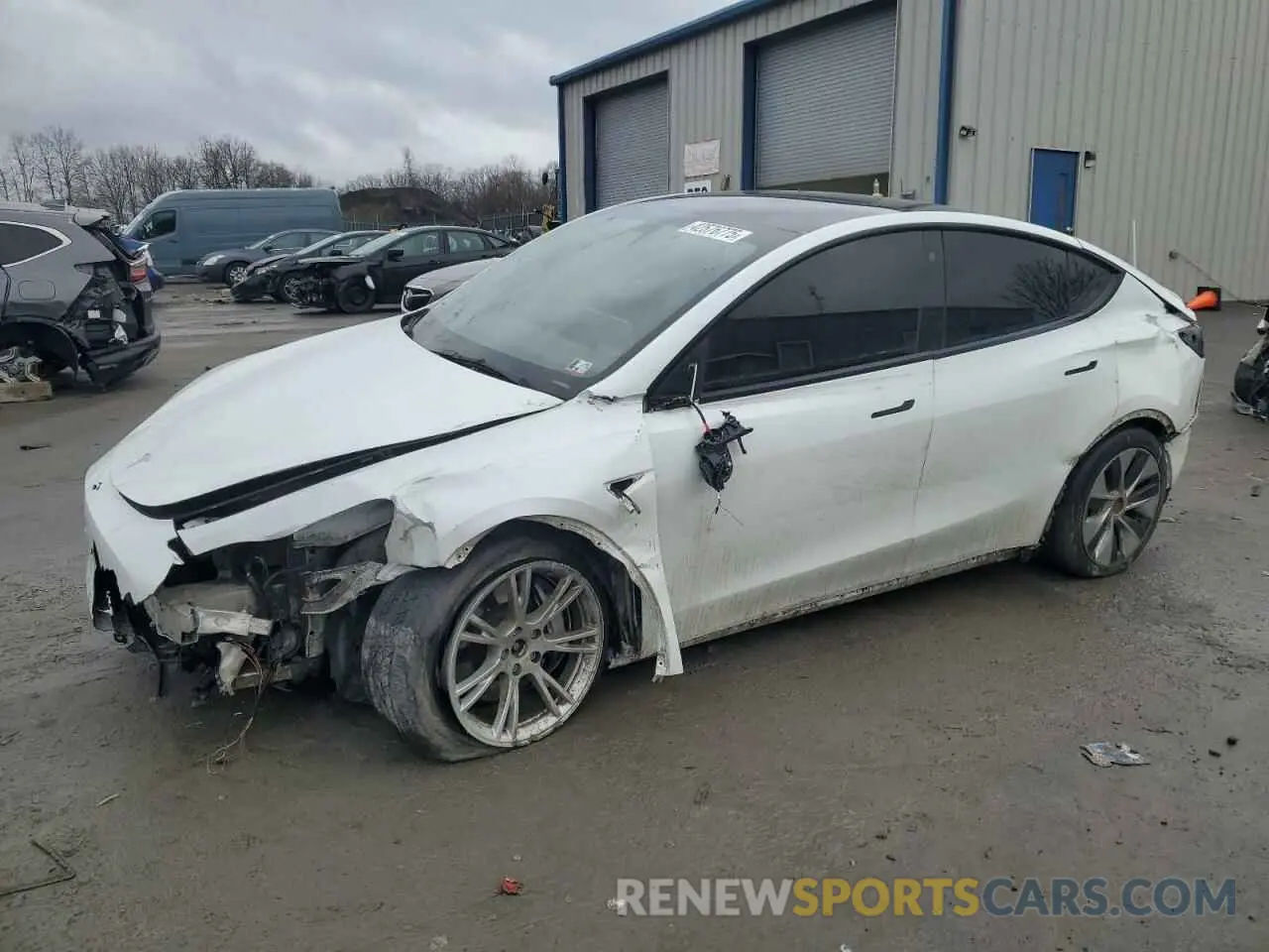 1 Photograph of a damaged car 5YJYGDEE1MF232432 TESLA MODEL Y 2021