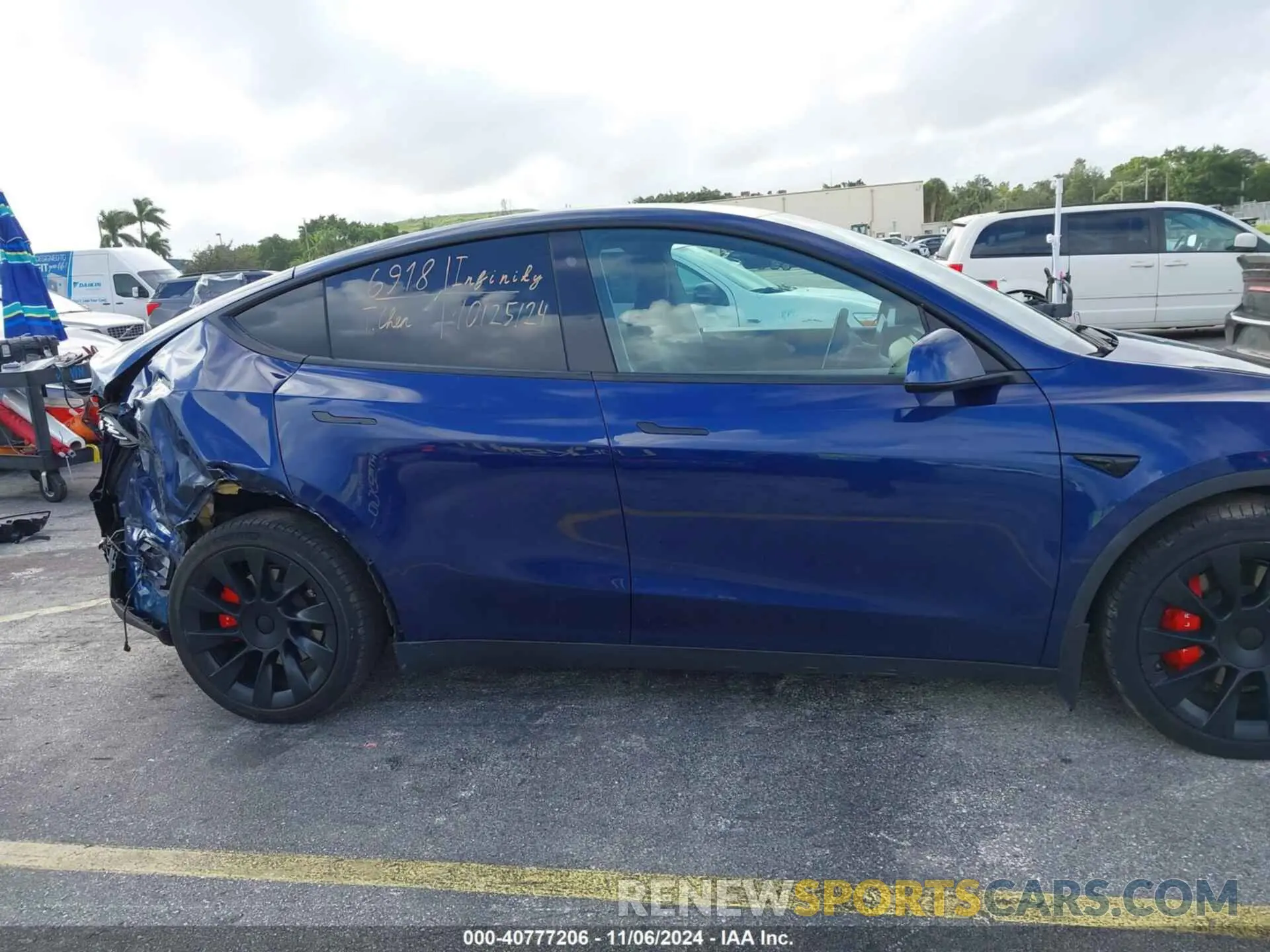 14 Фотография поврежденного автомобиля 5YJYGDEE1MF259615 TESLA MODEL Y 2021