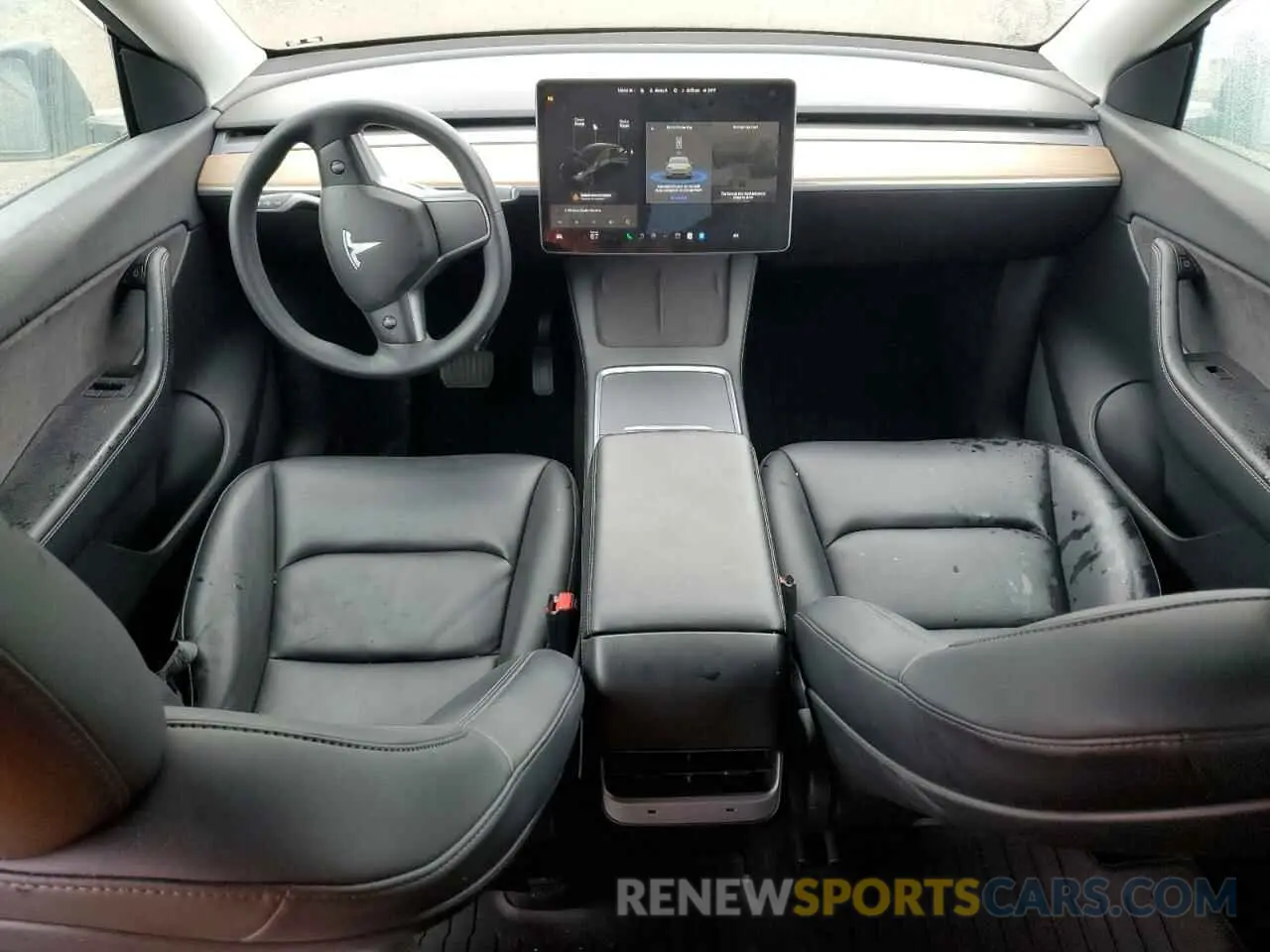 8 Photograph of a damaged car 5YJYGDEE1MF270131 TESLA MODEL Y 2021