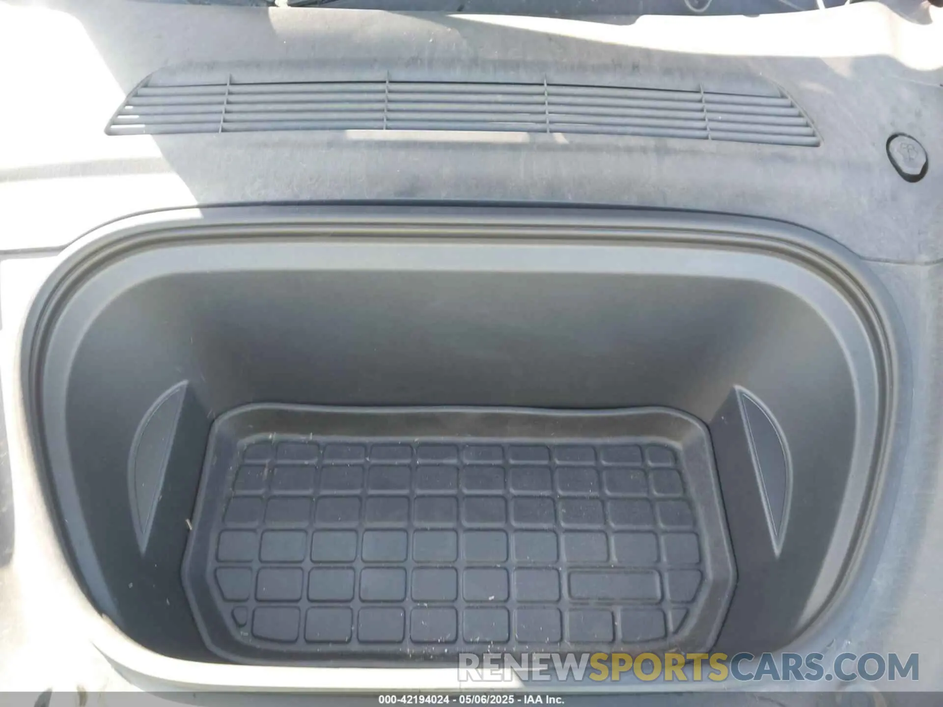10 Фотография поврежденного автомобиля 5YJYGDEE1MF273420 TESLA MODEL Y 2021