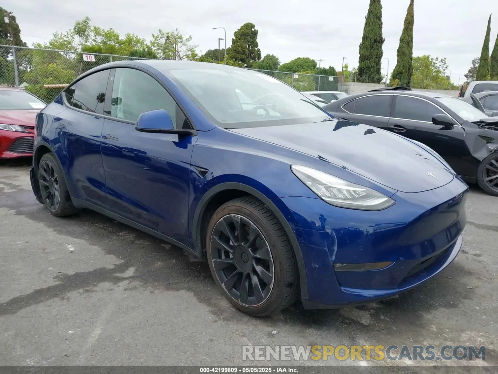 1 Фотография поврежденного автомобиля 5YJYGDEE1MF282196 TESLA MODEL Y 2021