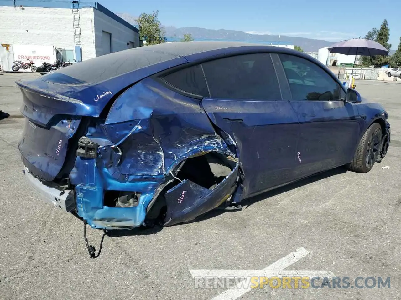 3 Фотография поврежденного автомобиля 5YJYGDEE1MF287866 TESLA MODEL Y 2021