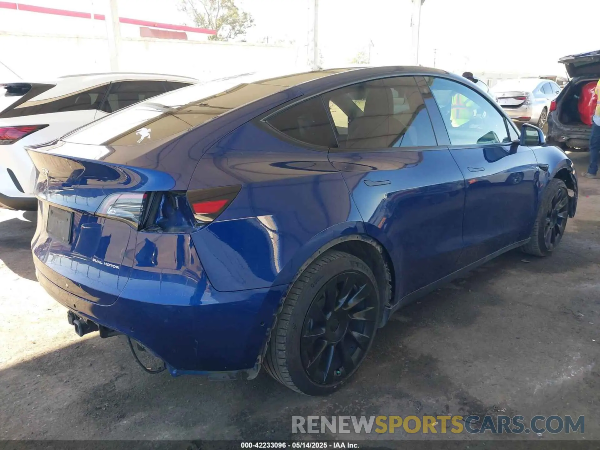 4 Фотография поврежденного автомобиля 5YJYGDEE1MF296454 TESLA MODEL Y 2021