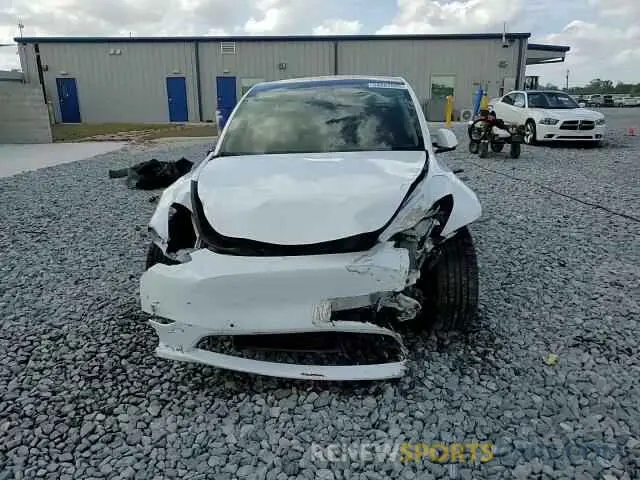 14 Photograph of a damaged car 5YJYGDEE1MF301037 TESLA MODEL Y 2021