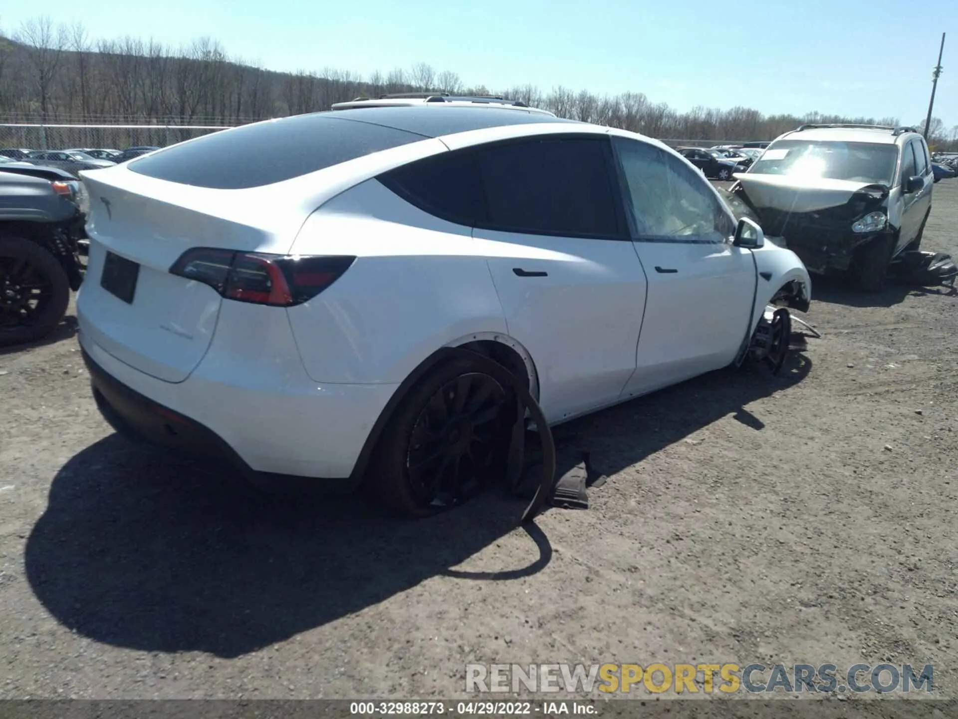 4 Фотография поврежденного автомобиля 5YJYGDEE2MF064316 TESLA MODEL Y 2021