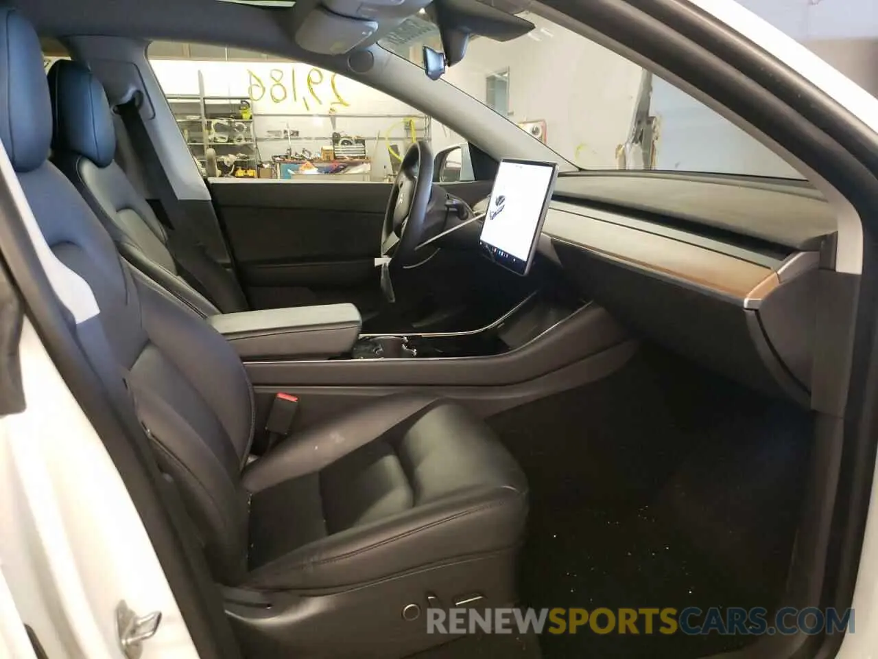 5 Photograph of a damaged car 5YJYGDEE2MF069726 TESLA MODEL Y 2021