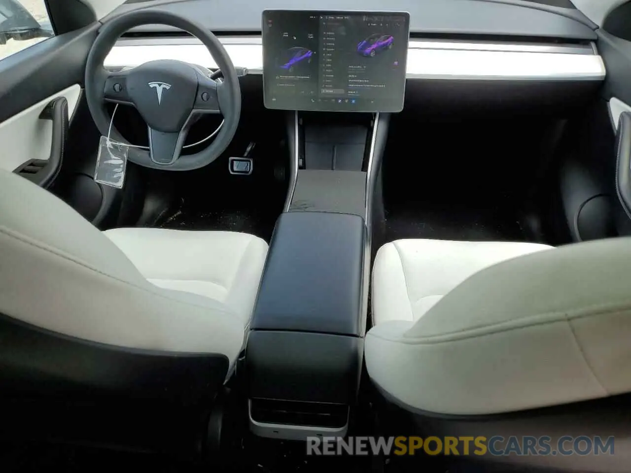 8 Photograph of a damaged car 5YJYGDEE2MF075932 TESLA MODEL Y 2021