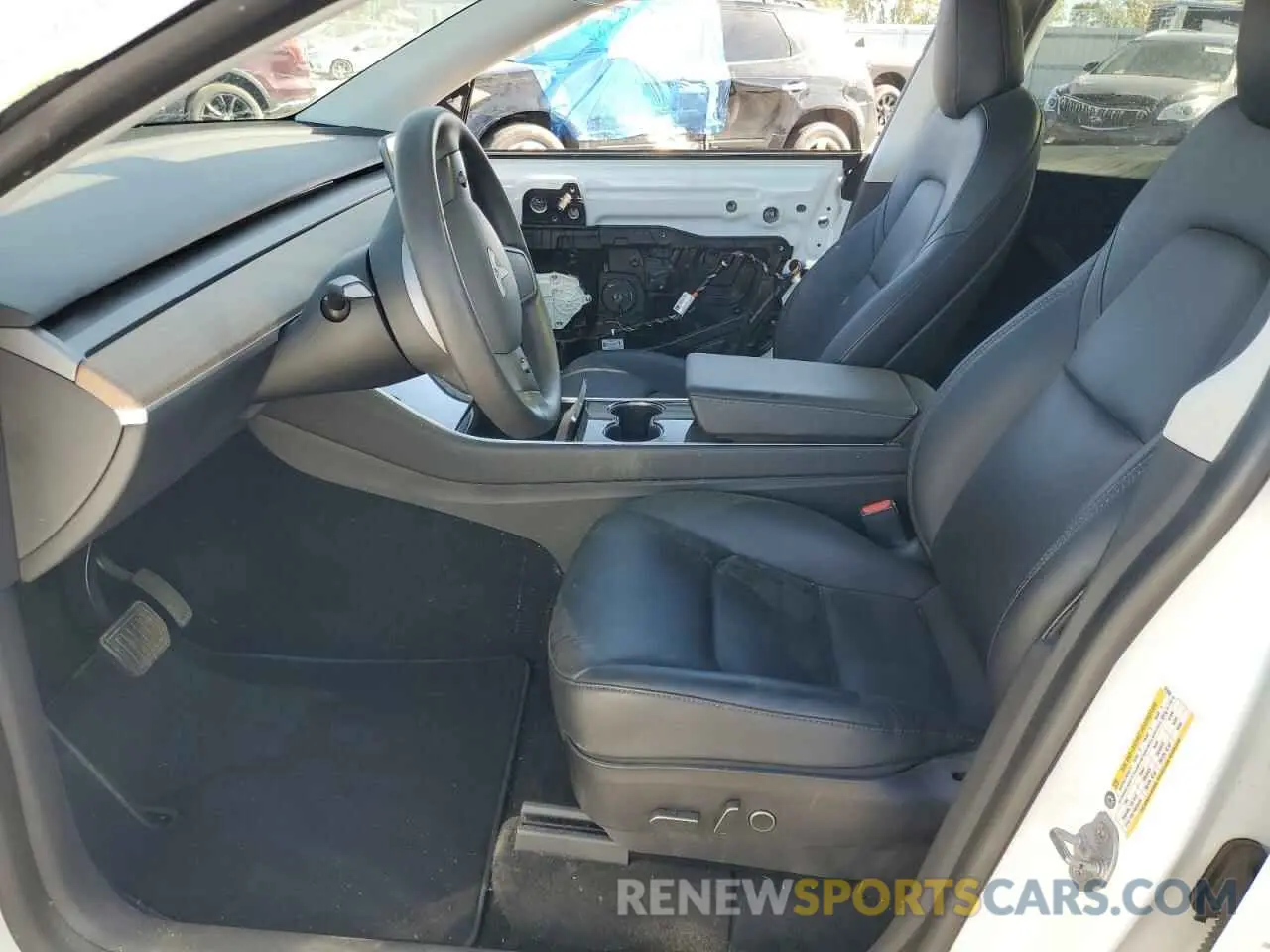 7 Photograph of a damaged car 5YJYGDEE2MF083240 TESLA MODEL Y 2021