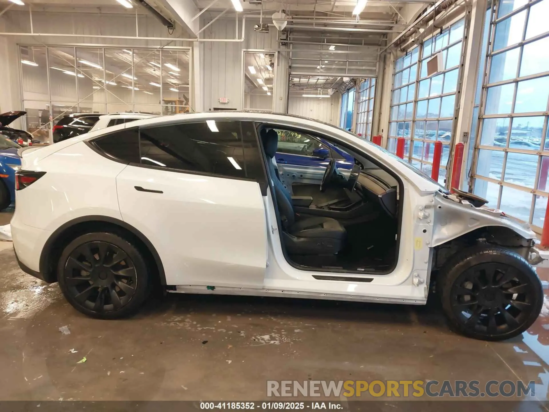 14 Фотография поврежденного автомобиля 5YJYGDEE2MF084839 TESLA MODEL Y 2021
