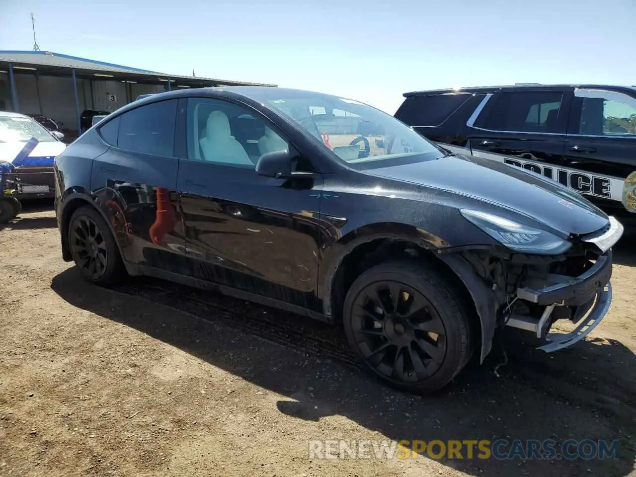 4 Photograph of a damaged car 5YJYGDEE2MF088678 TESLA MODEL Y 2021