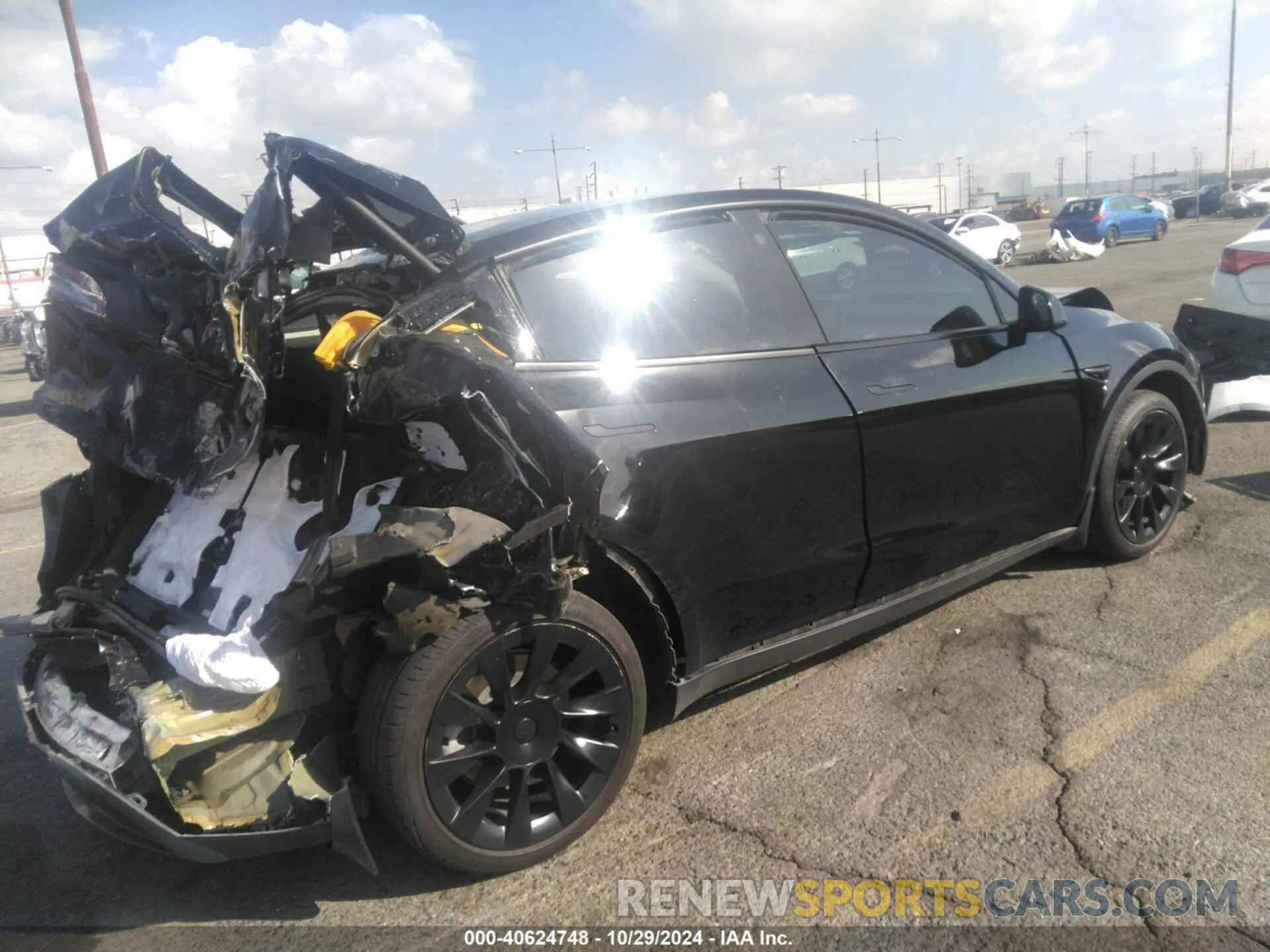 4 Фотография поврежденного автомобиля 5YJYGDEE2MF097624 TESLA MODEL Y 2021