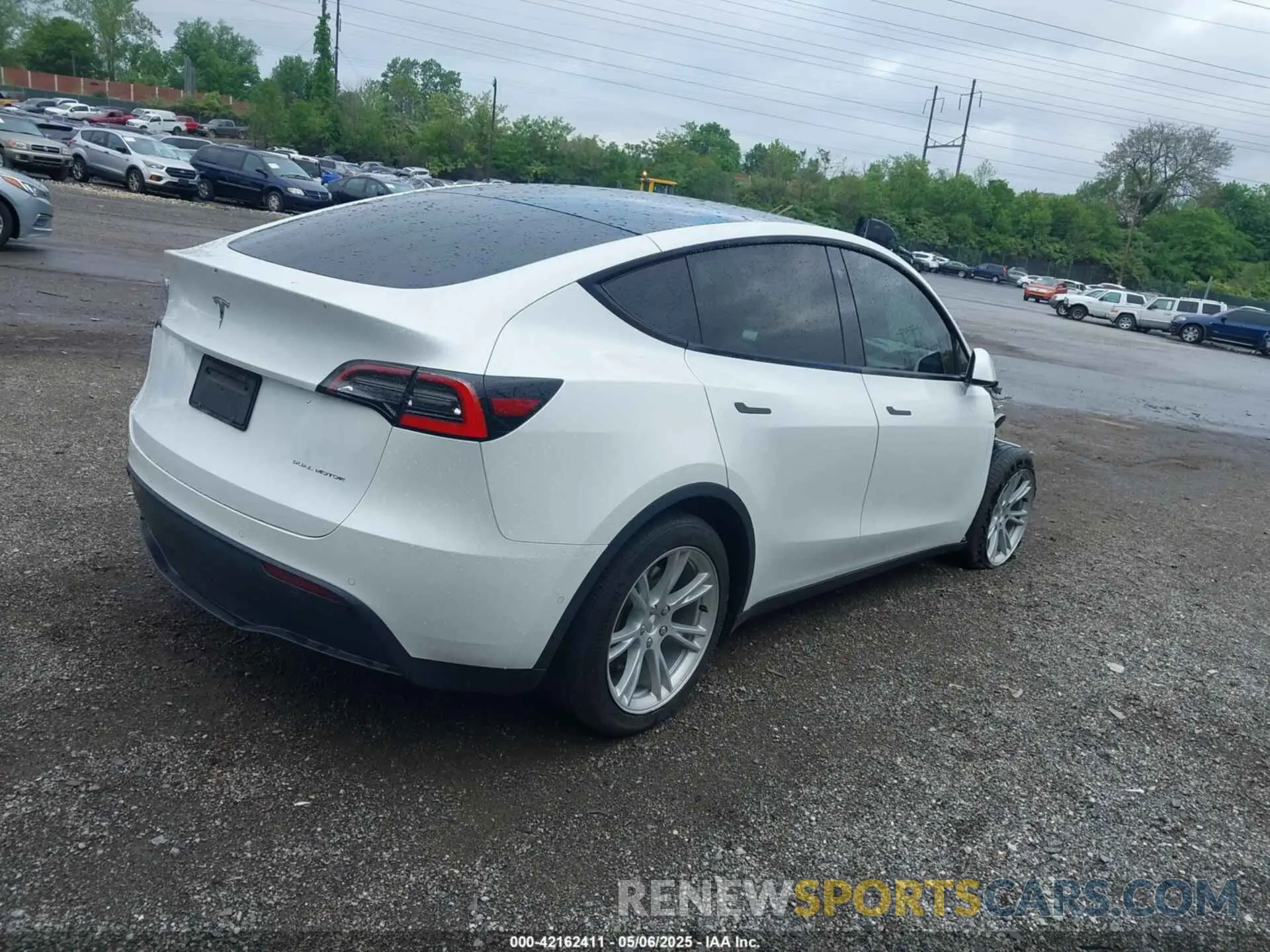 4 Фотография поврежденного автомобиля 5YJYGDEE2MF098692 TESLA MODEL Y 2021