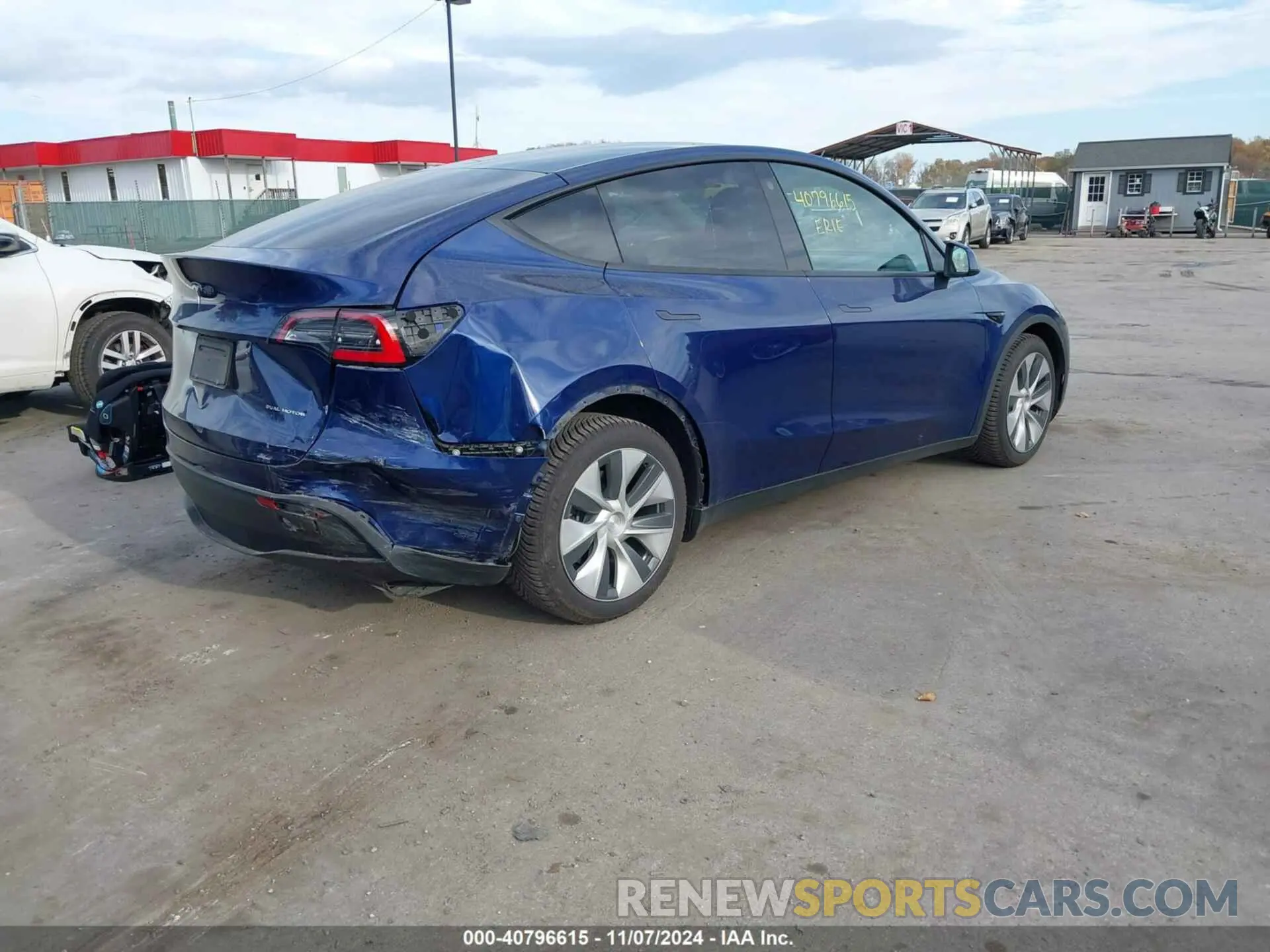 4 Фотография поврежденного автомобиля 5YJYGDEE2MF099664 TESLA MODEL Y 2021