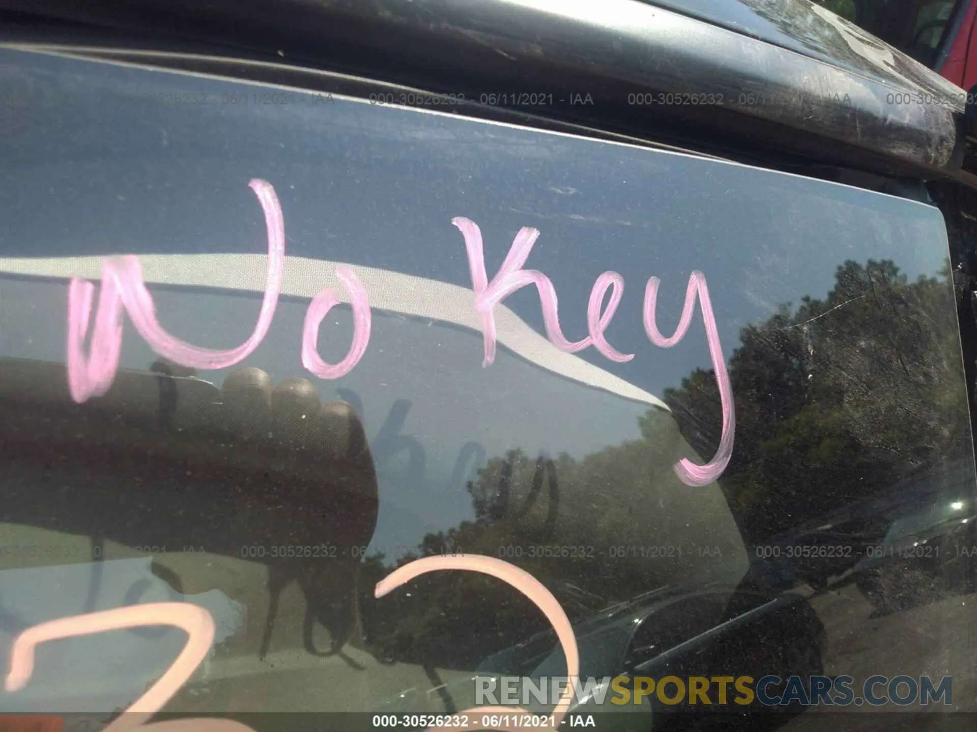 11 Photograph of a damaged car 5YJYGDEE2MF139760 TESLA MODEL Y 2021