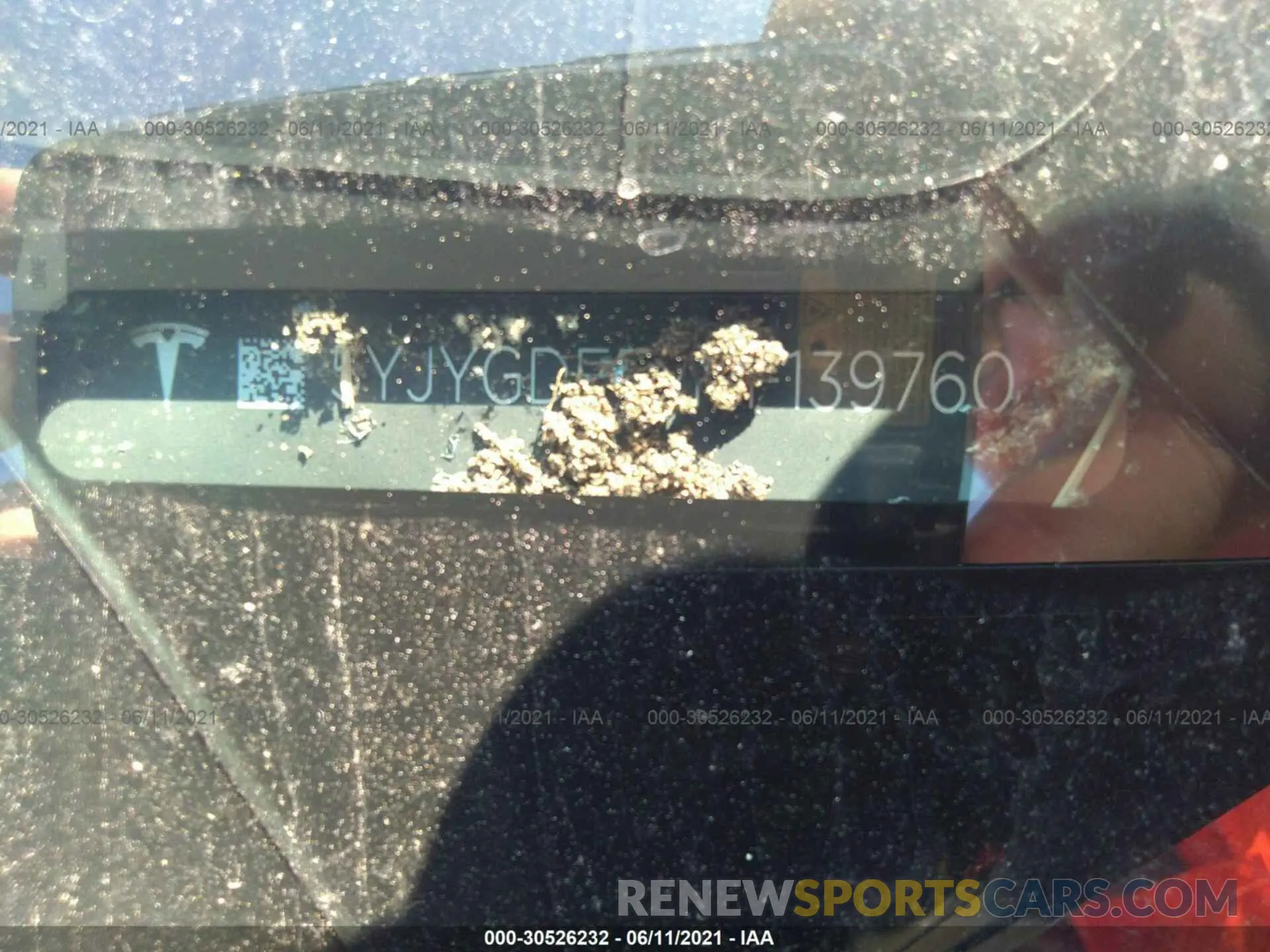 9 Photograph of a damaged car 5YJYGDEE2MF139760 TESLA MODEL Y 2021
