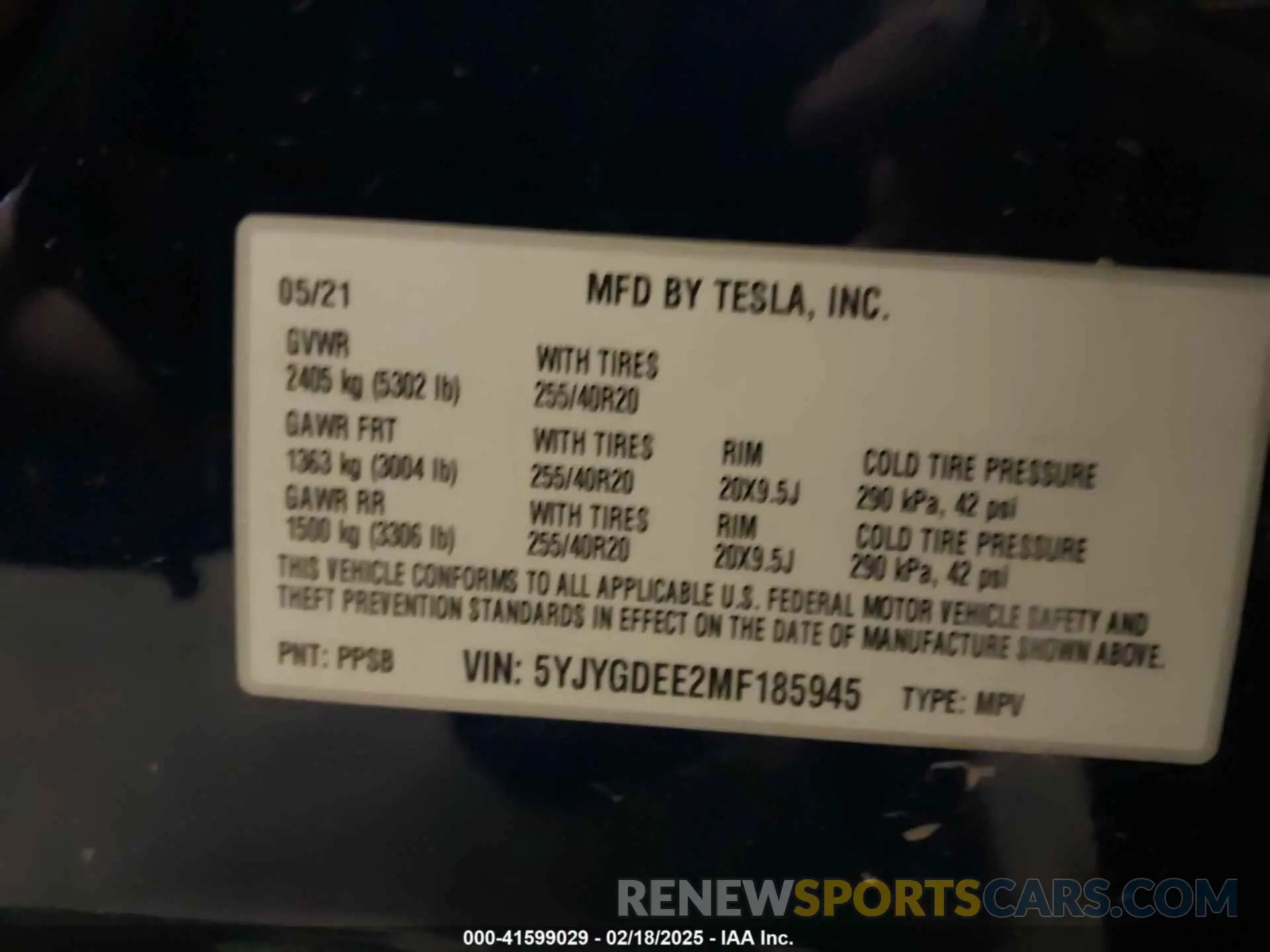 9 Photograph of a damaged car 5YJYGDEE2MF185945 TESLA MODEL Y 2021