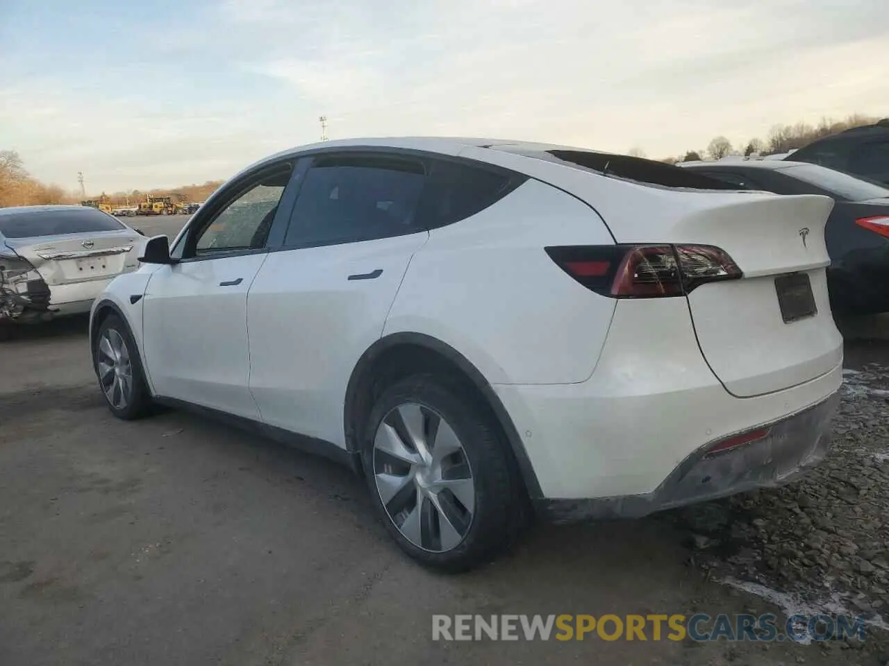 2 Фотография поврежденного автомобиля 5YJYGDEE2MF191793 TESLA MODEL Y 2021