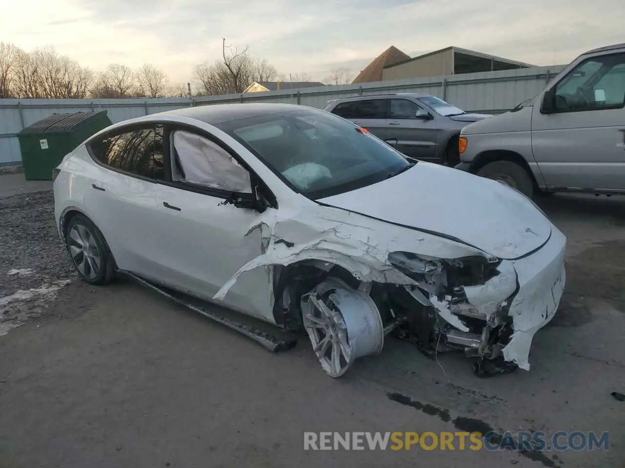 4 Фотография поврежденного автомобиля 5YJYGDEE2MF191793 TESLA MODEL Y 2021