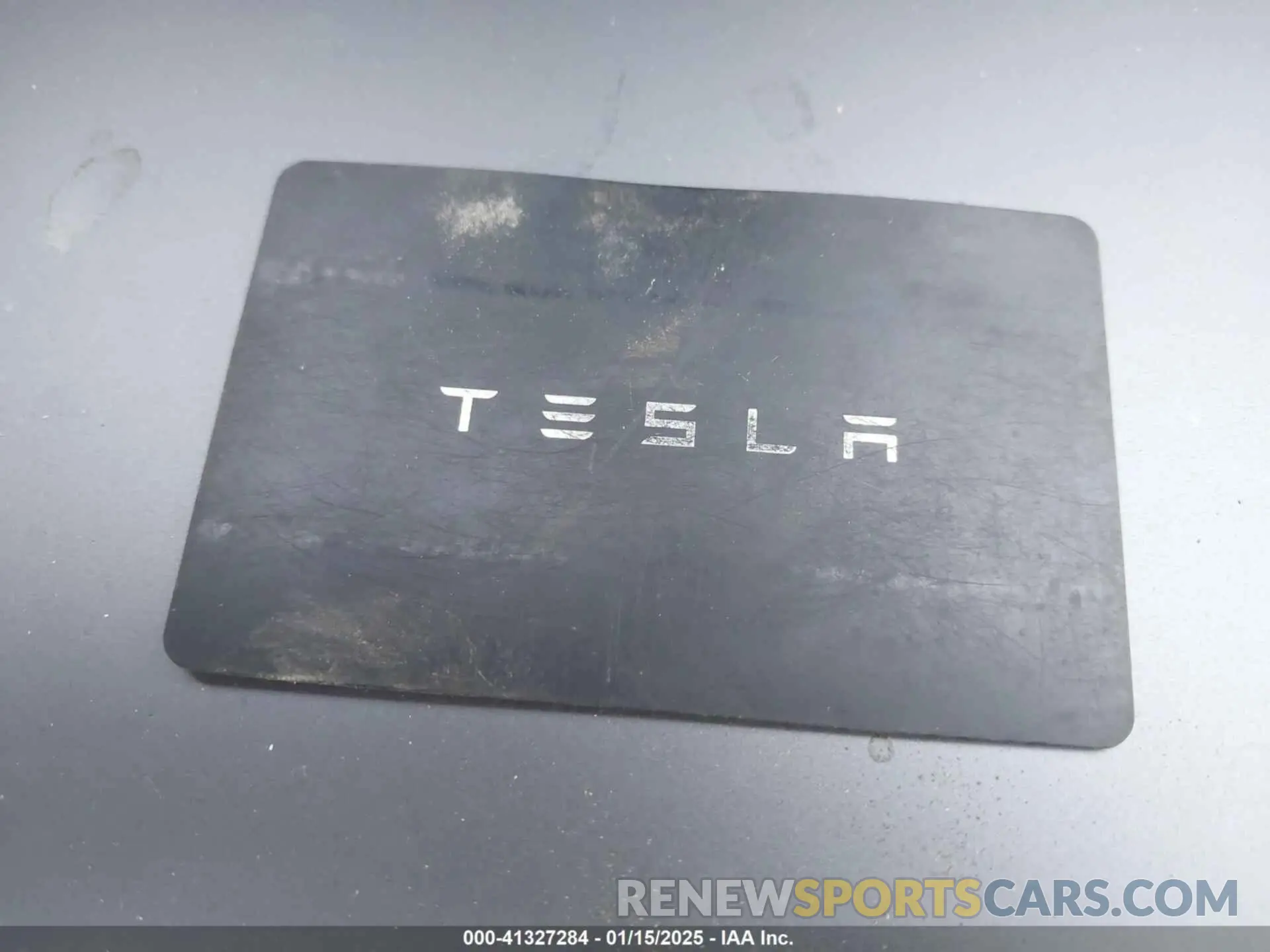 11 Photograph of a damaged car 5YJYGDEE2MF196122 TESLA MODEL Y 2021