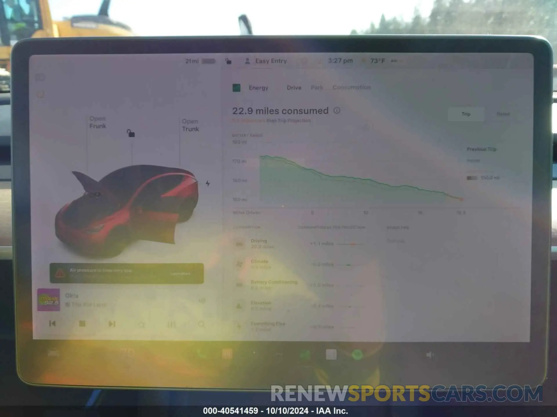18 Photograph of a damaged car 5YJYGDEE2MF217552 TESLA MODEL Y 2021