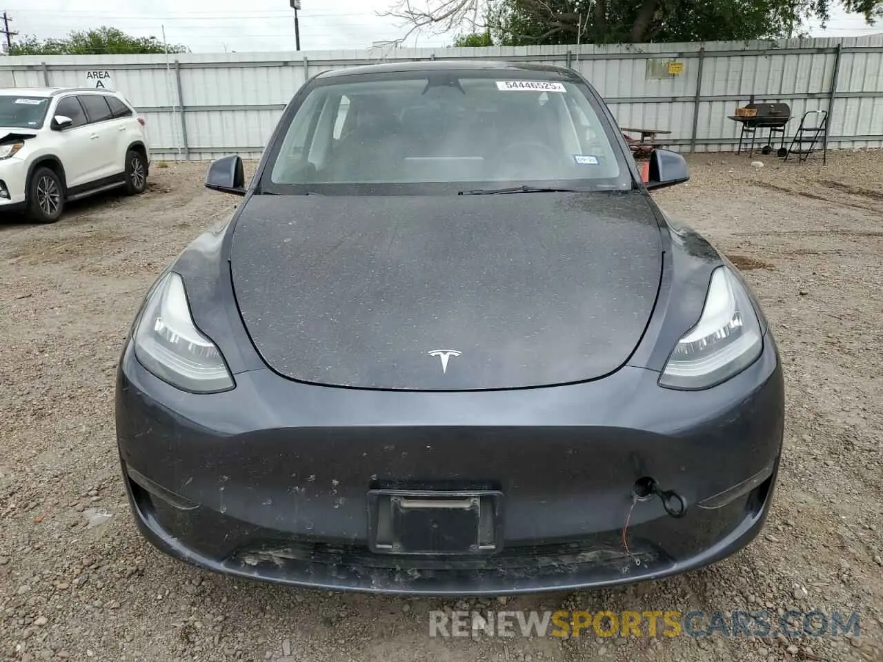 5 Photograph of a damaged car 5YJYGDEE2MF253676 TESLA MODEL Y 2021